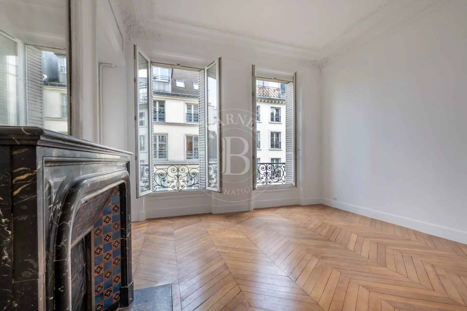 Daire Paris 3ème - picture 5