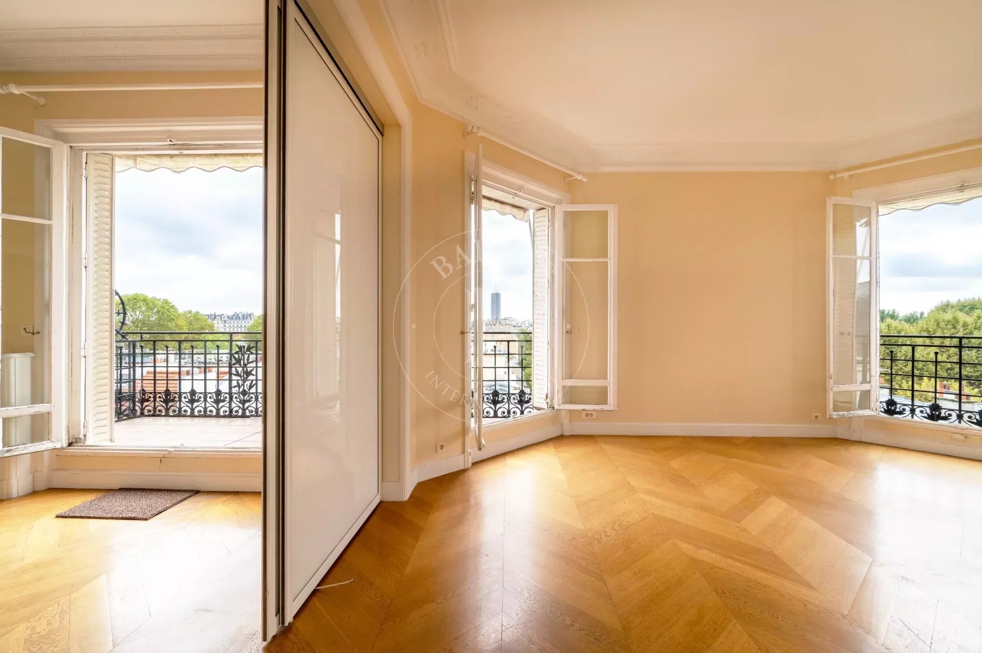 Neuilly - Chézy - Perronet - Triplex apartment on top floors - Terraces