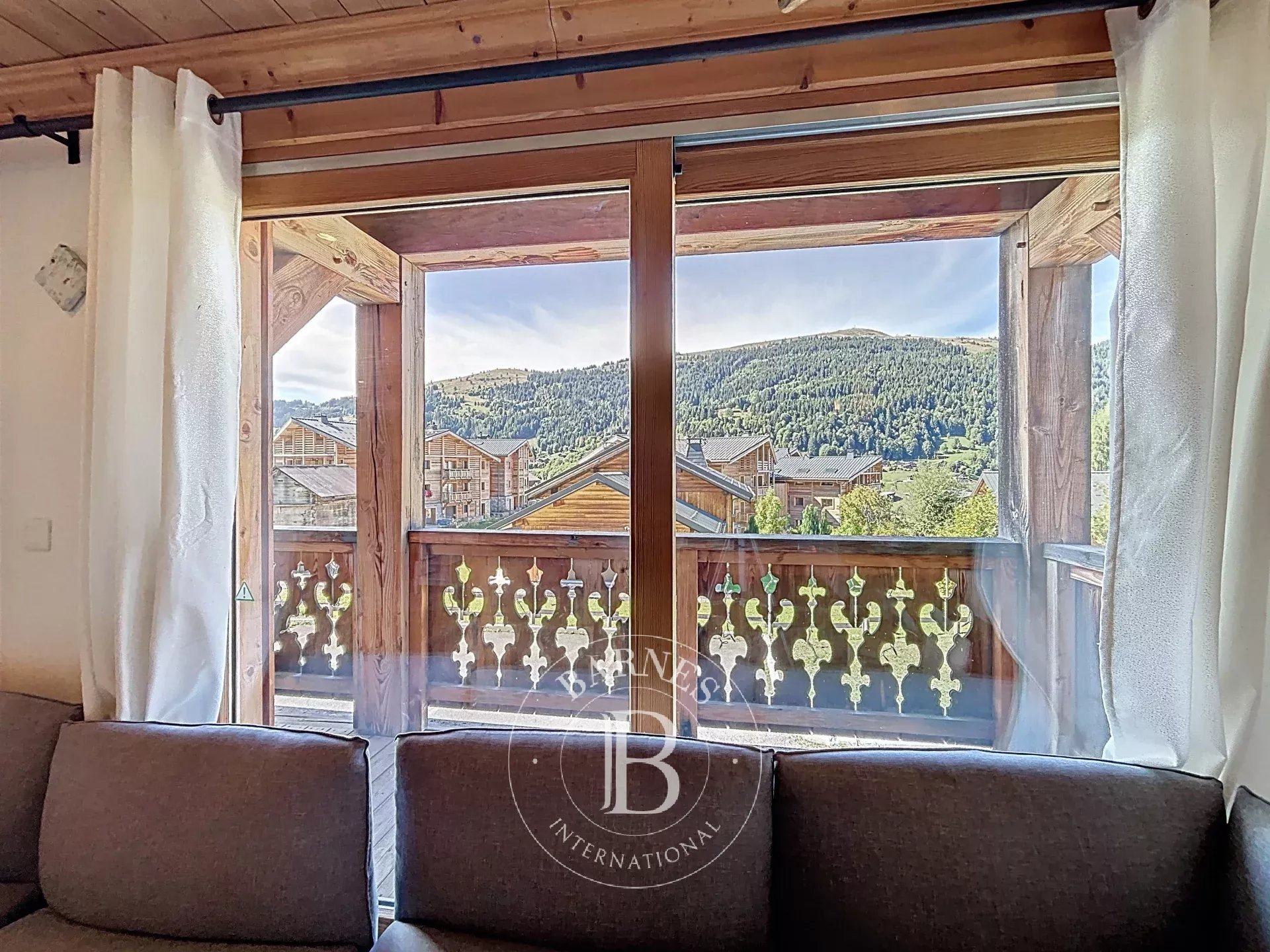 Photo of Les Gets – Ski-in/Ski-out property with 3 units