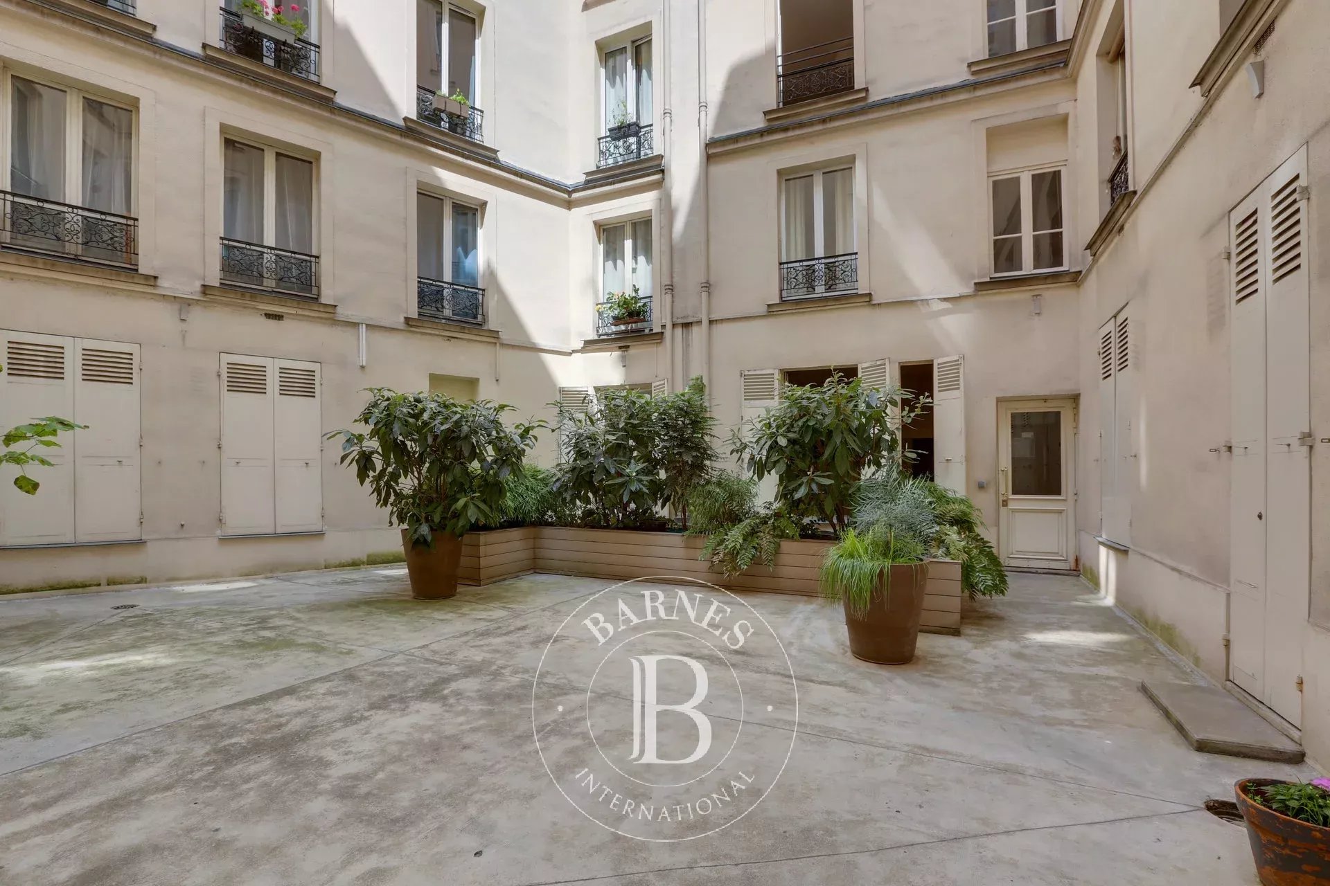 Daire Paris 6ème - picture 13