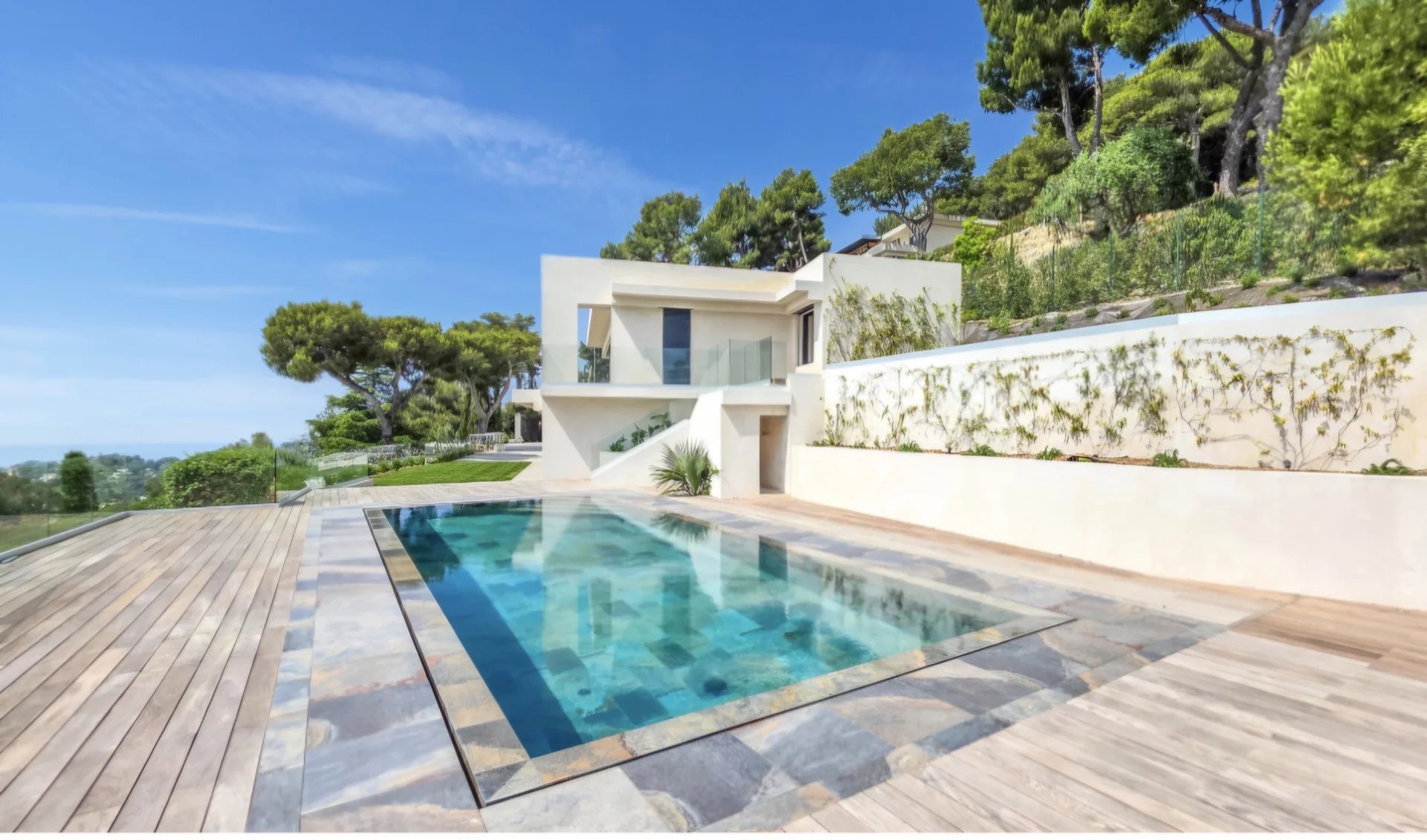 Agence immobilière de JOHN ROYCE