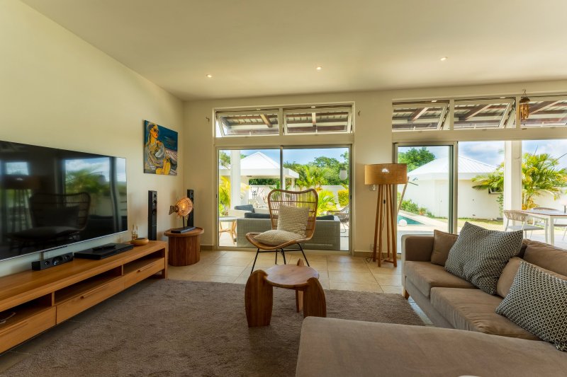 Alquiler Villa | Petit Raffray - picture 2