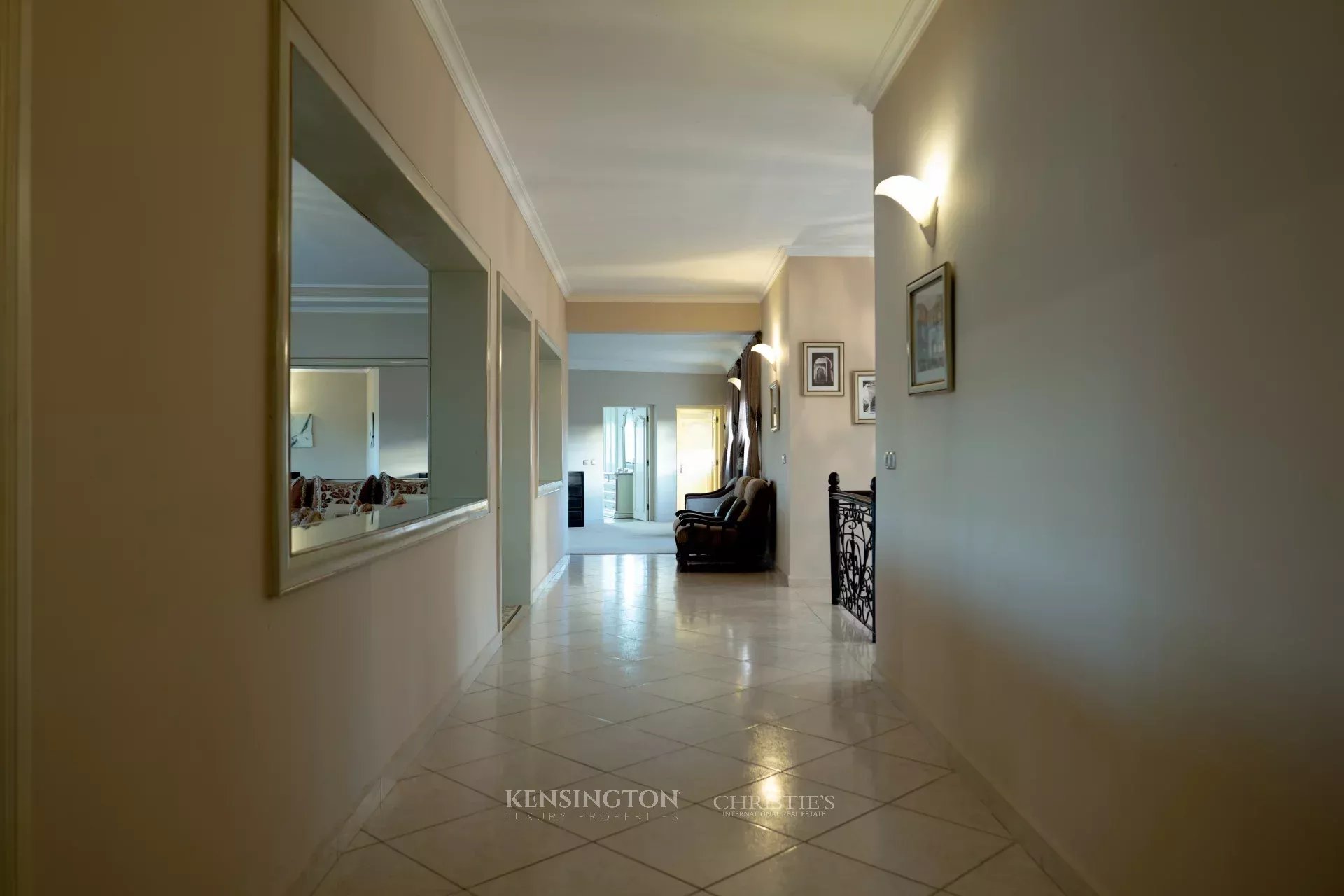 5 Bedroom Villa/Townhouse's Image 23