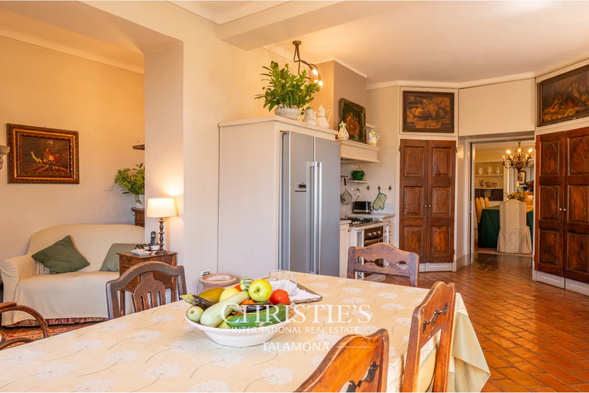 10 Bedroom Villa/Townhouse's Image 29