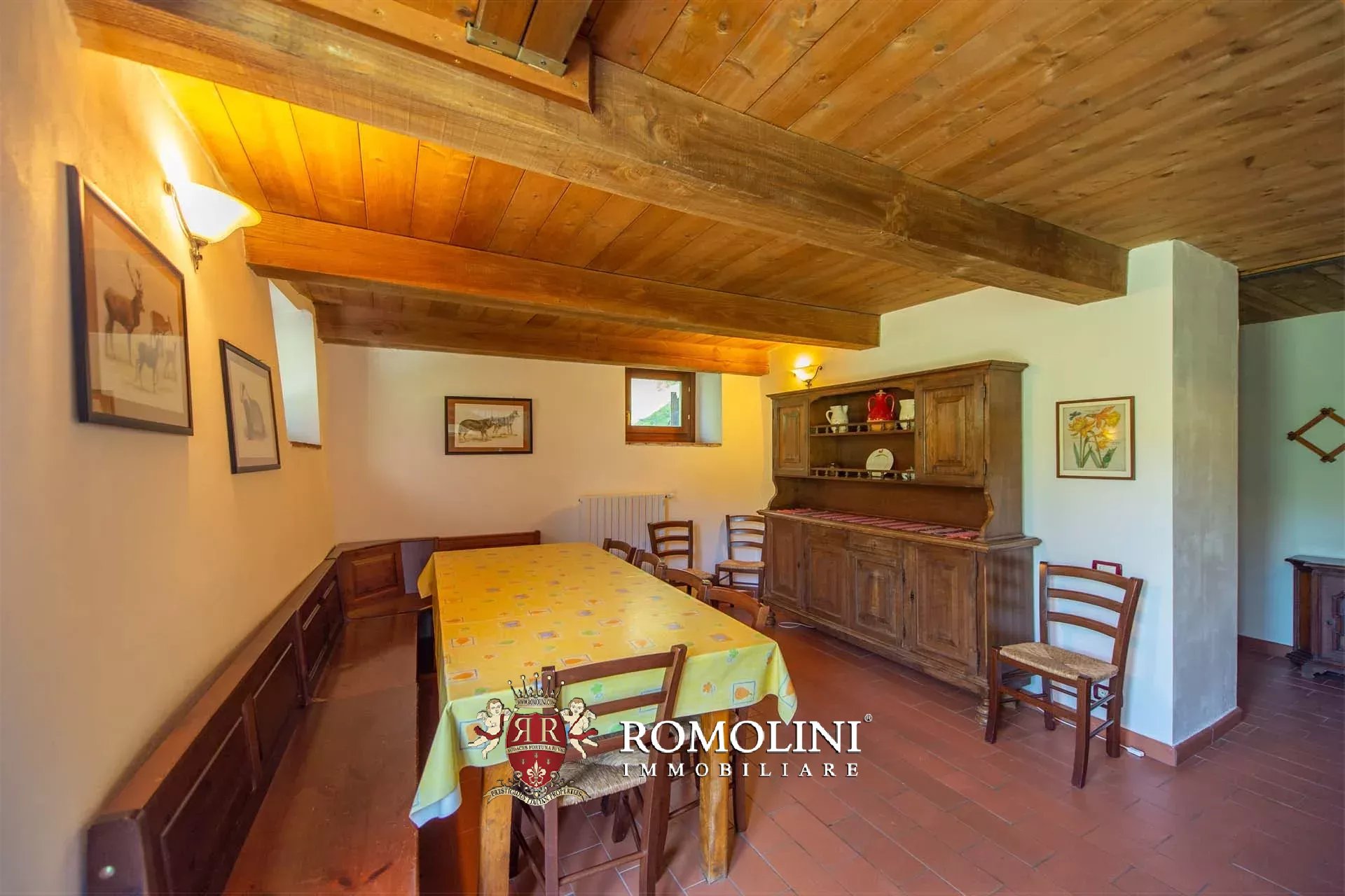 10 Bedroom Villa/Townhouse's Image 23