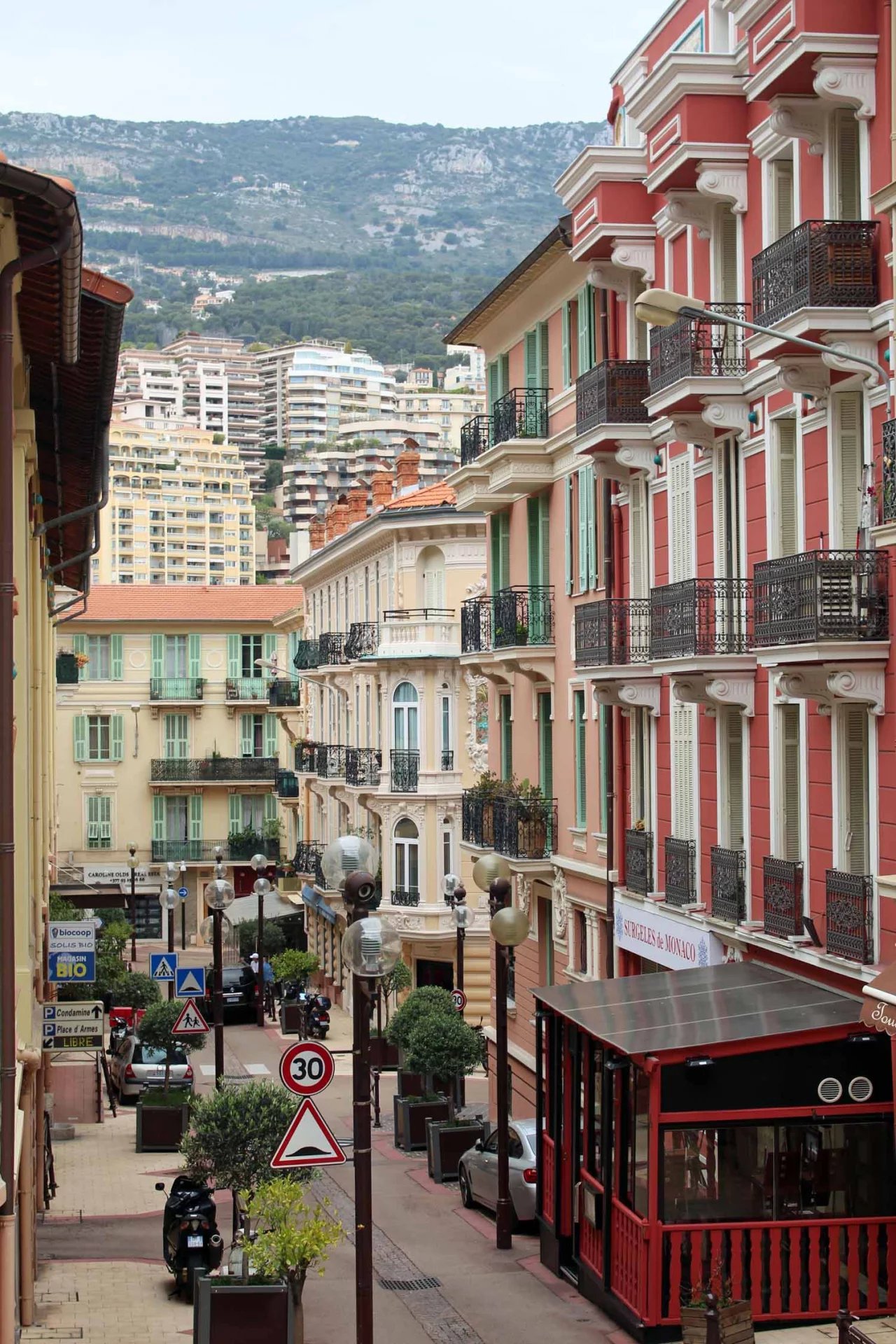 In vendita – Diritto di locazione (Droit au Bail) di un locale commerciale di 150 m² a La Condamine, Monaco