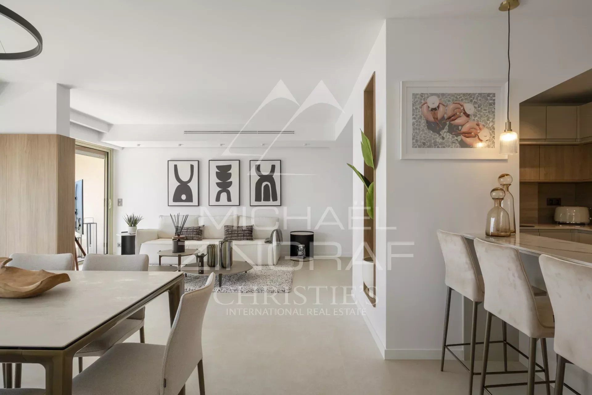 4 Bedroom Apartment/Flat's Image 3