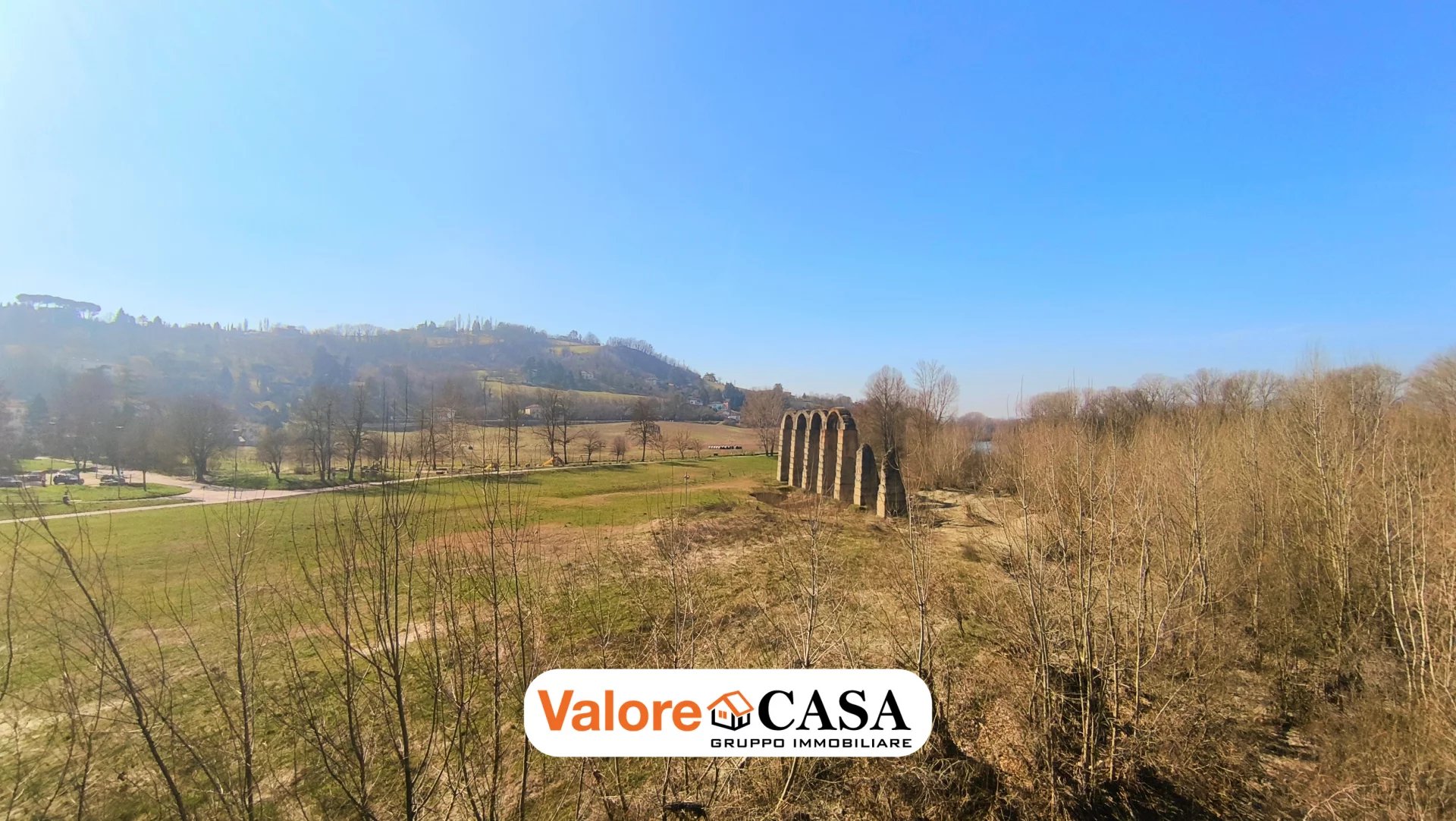 Acqui terme bilocale zona archi romani