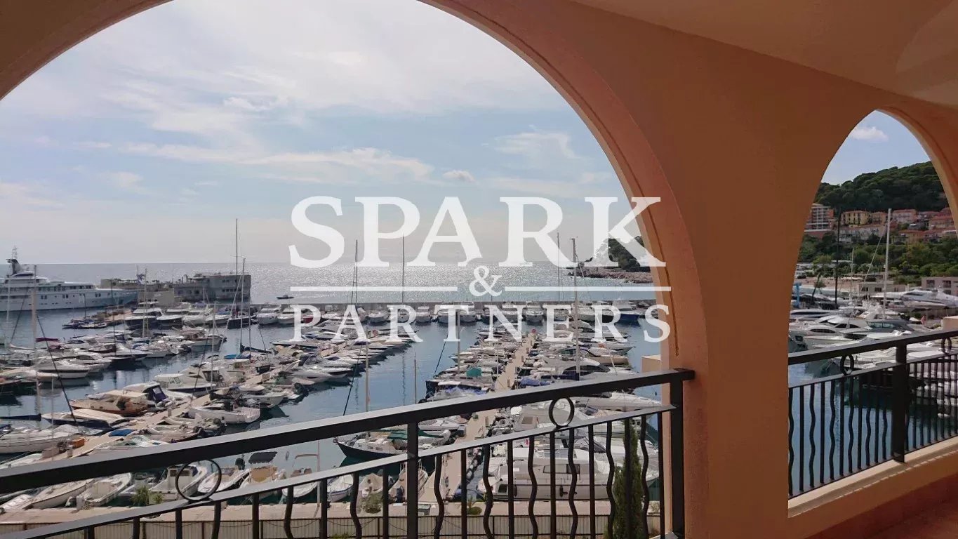 Monaco - Fontvieille - Grand appartement 5 pièces vue port