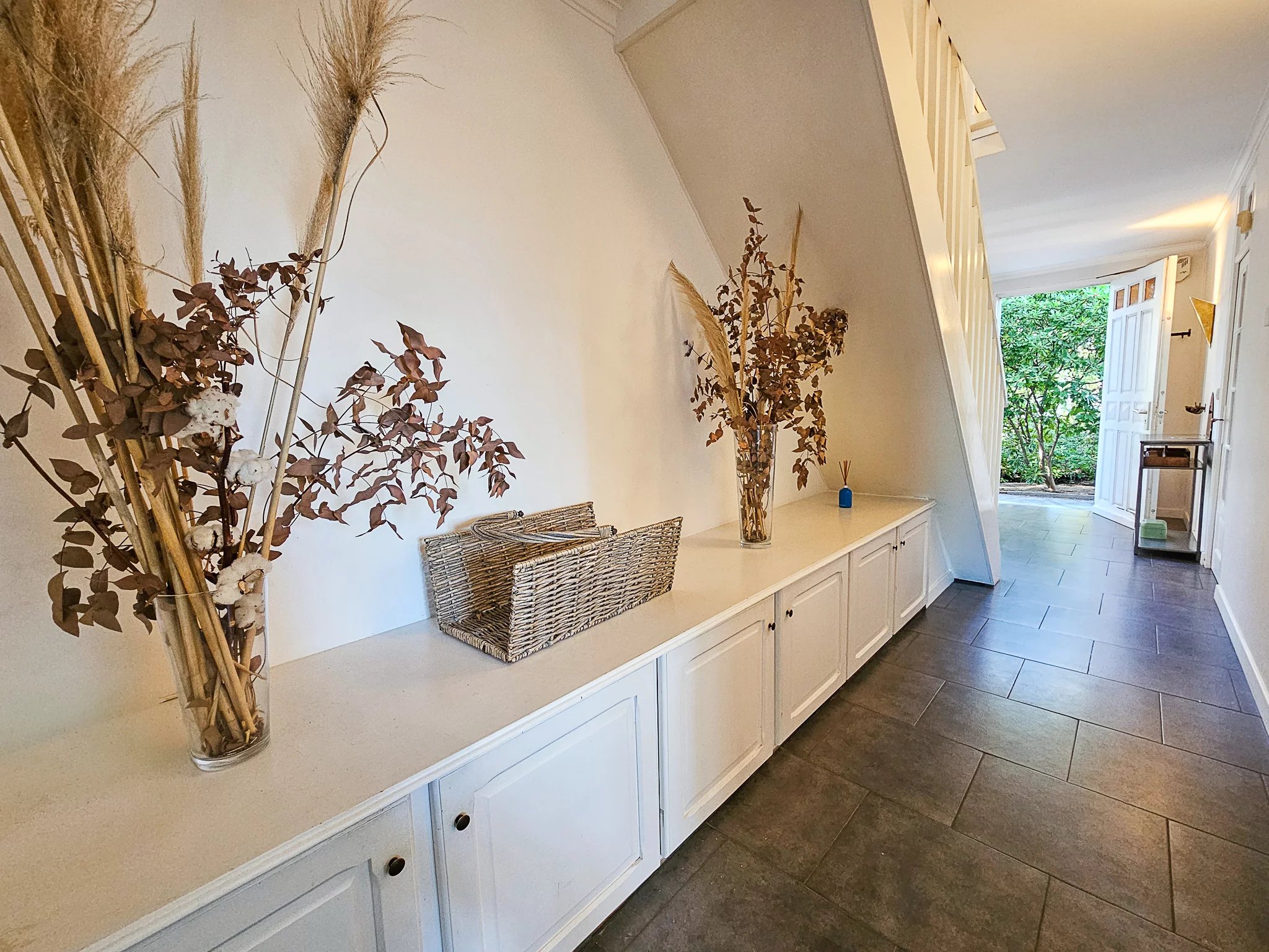 Belle propriété plein sud avec piscine et jardin arboré à Saint-Raphaël