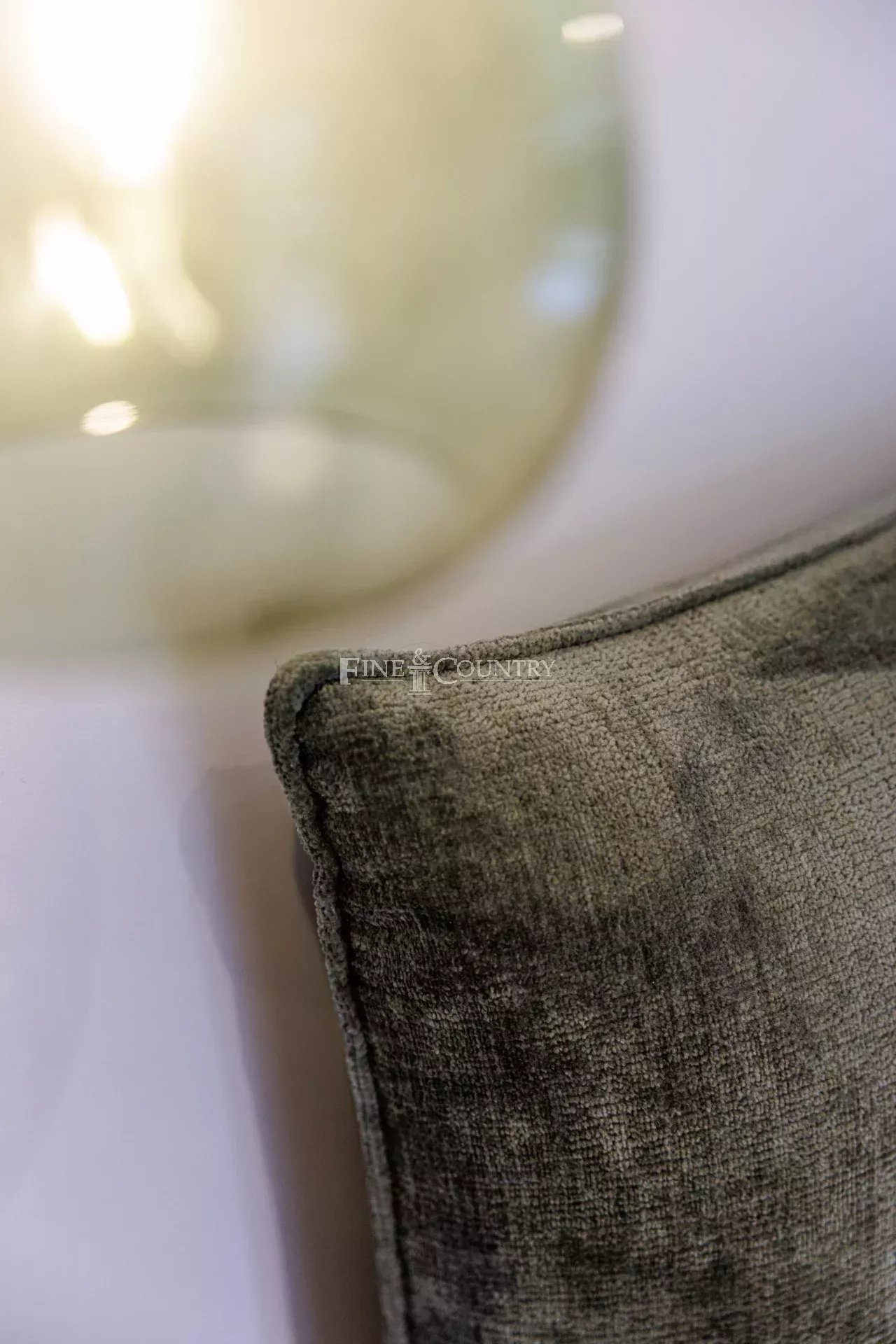 Photo of For Sale – 2-Bedroom Apartment – Cannes Montrose