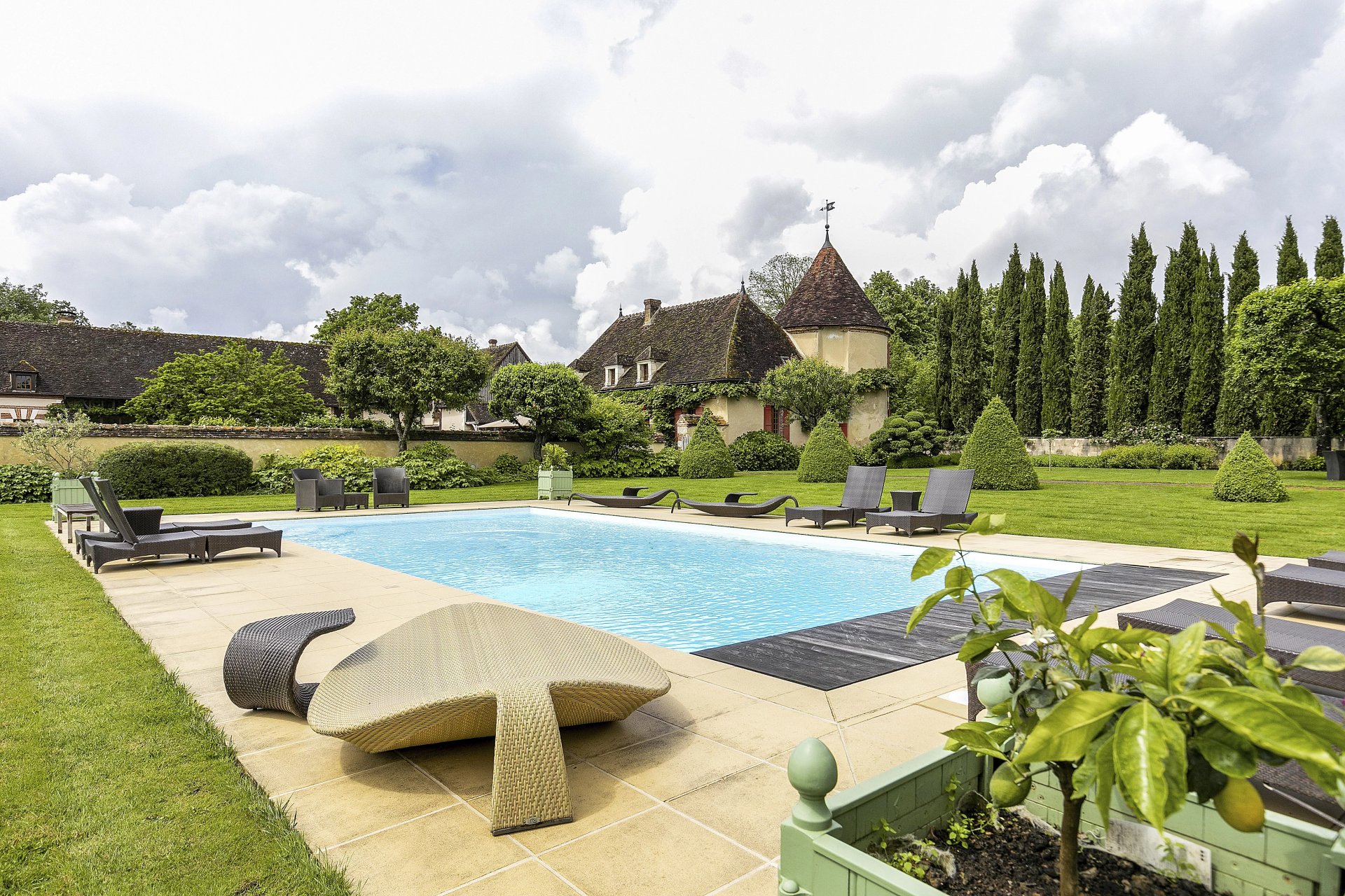 9 Bedroom Villa/Townhouse's Image 13