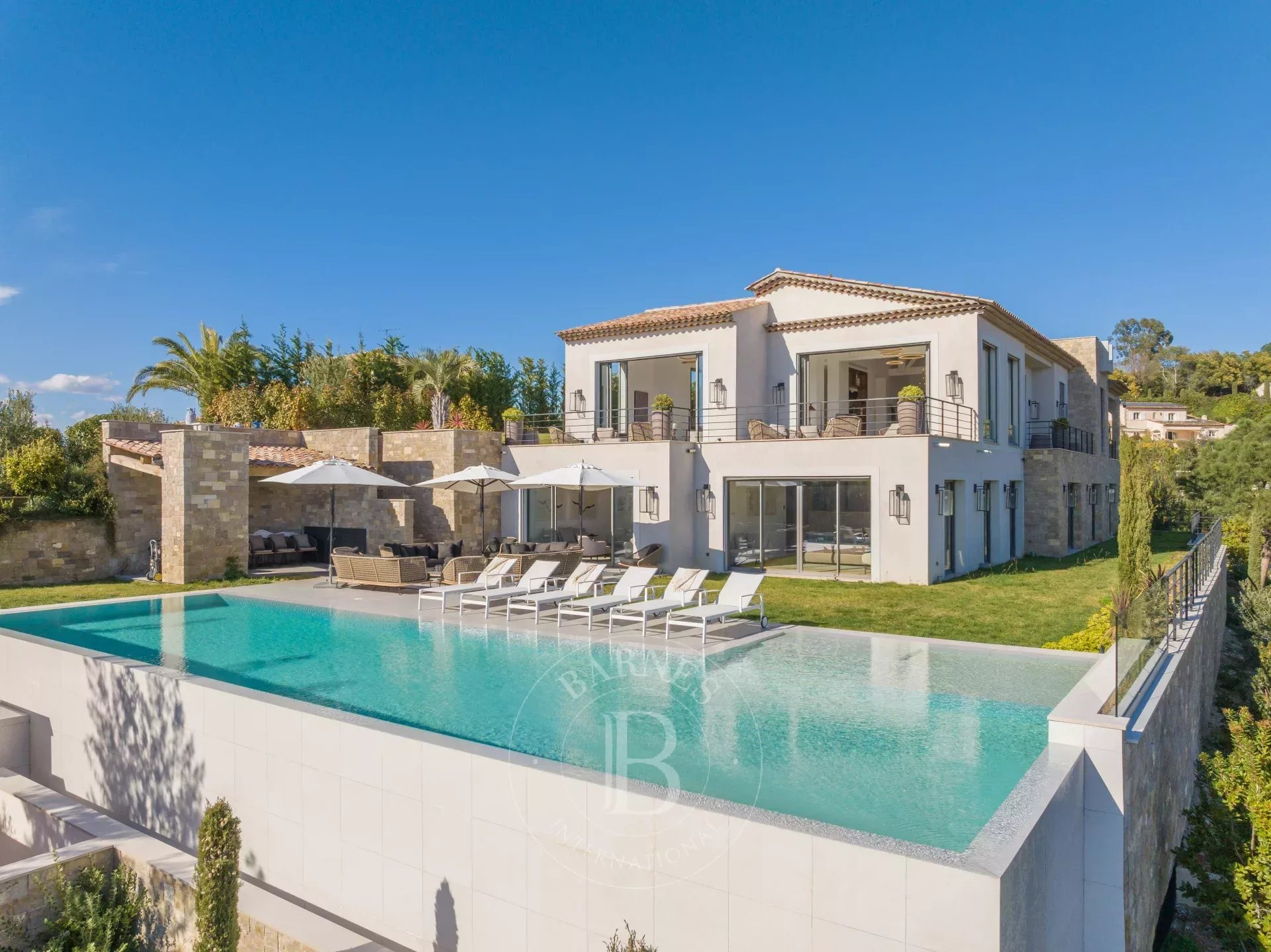 Villa Cannes - picture 25