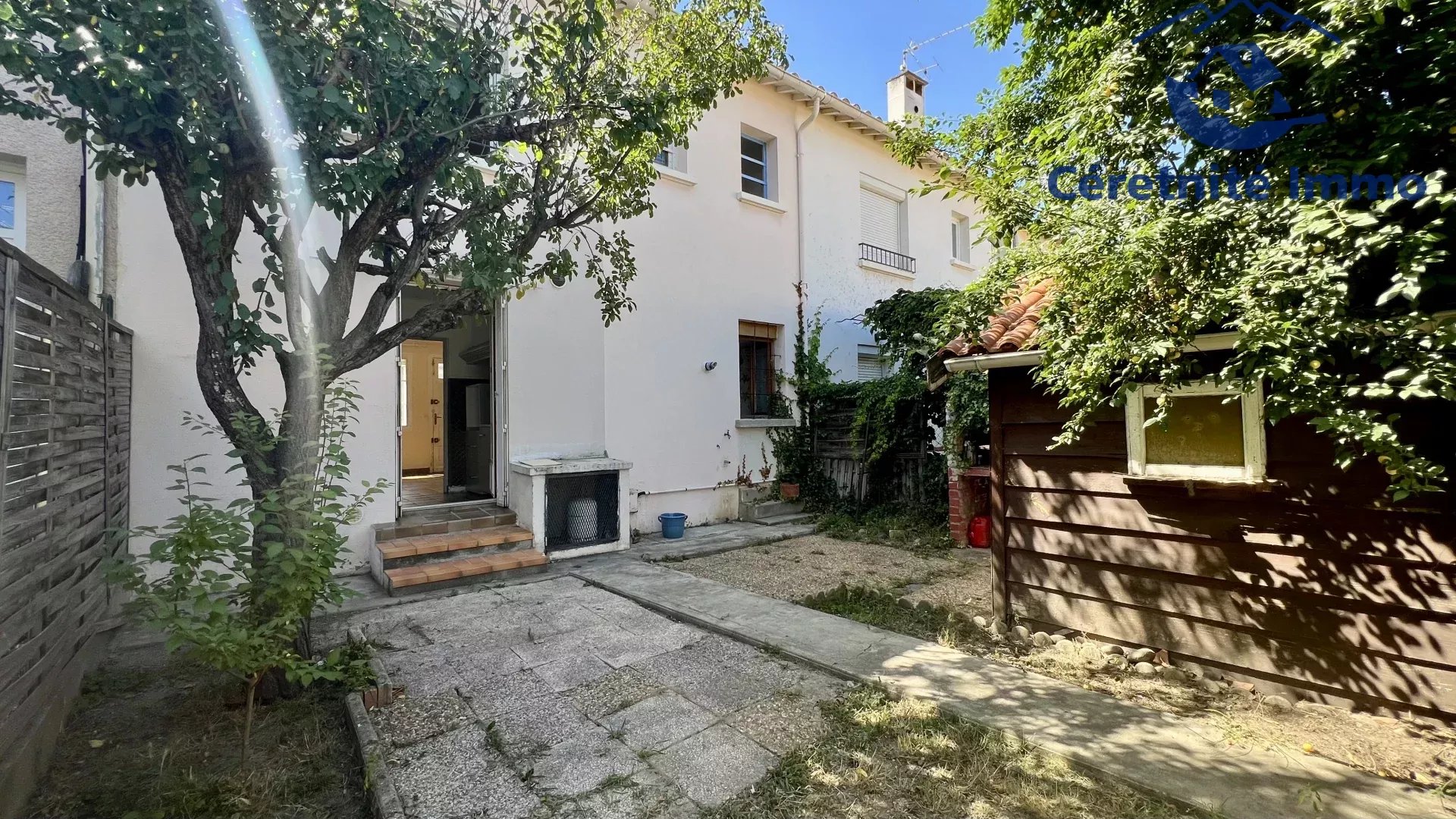 Agence immobilière de 