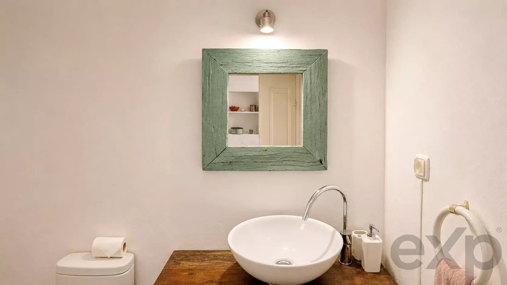 Between the Markets and Ria Formosa: A Unique Property in the Heart of Olhão 87140616 image 20