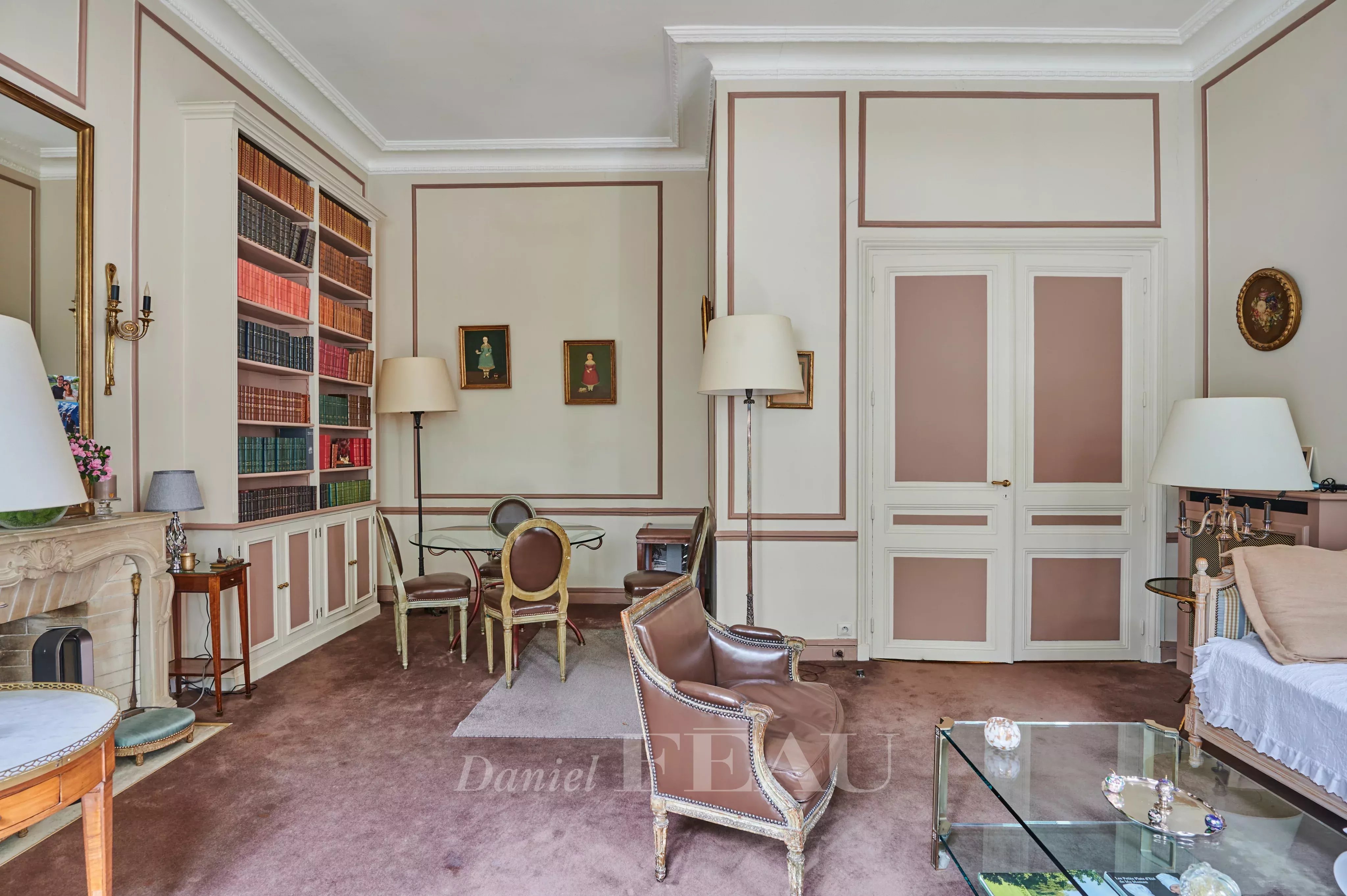 Sale Apartment Paris 16th