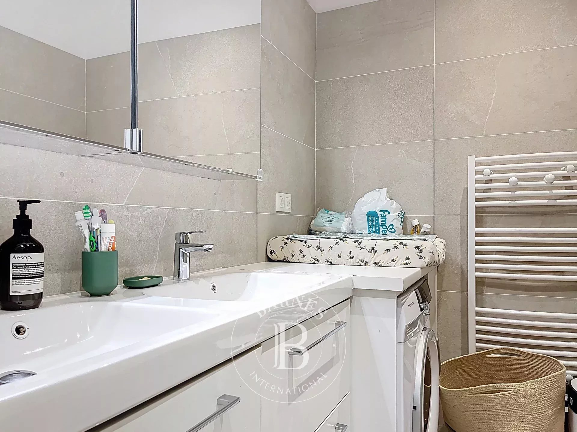 Daire Paris 10ème - picture 12