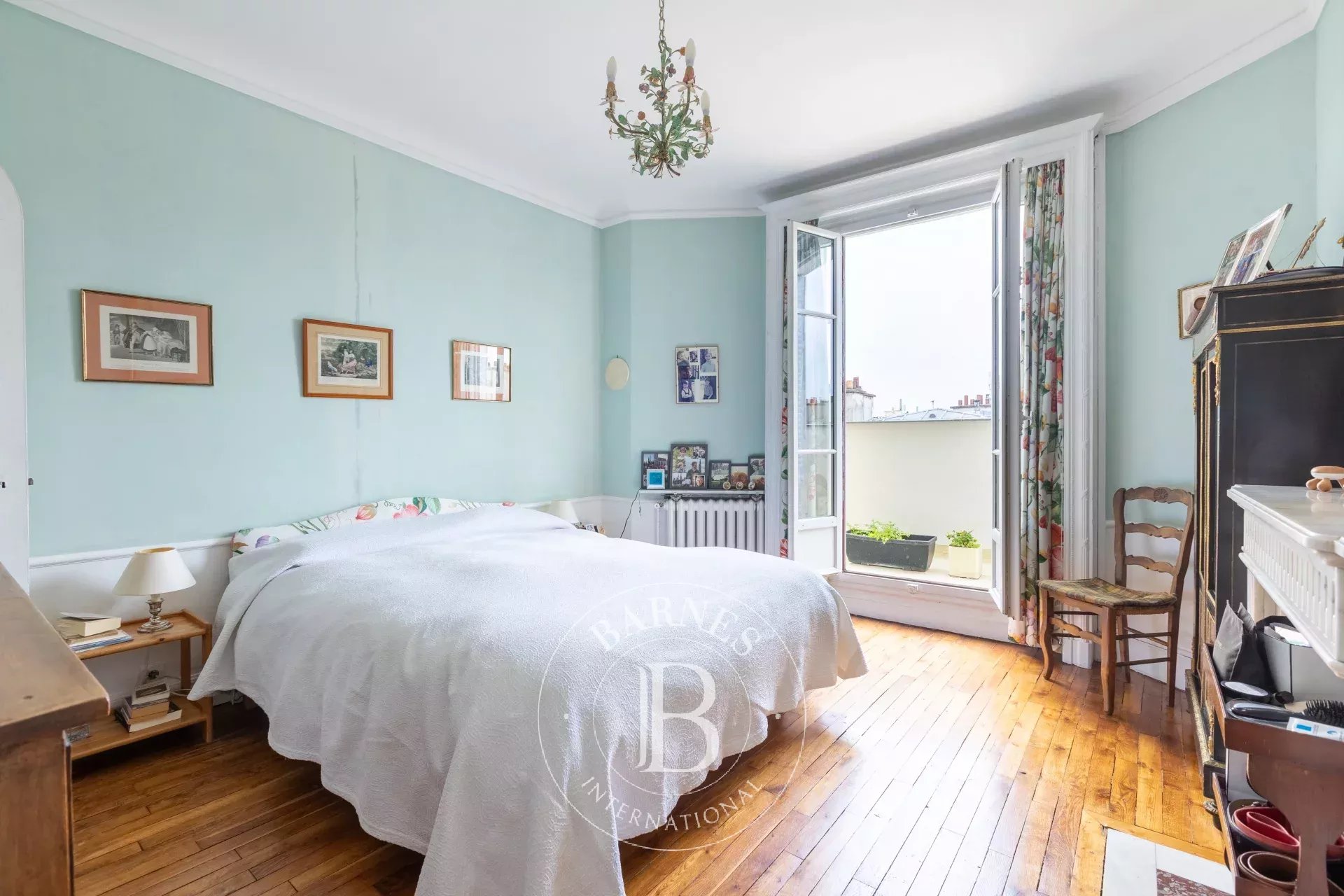 Daire Paris 8ème - picture 16