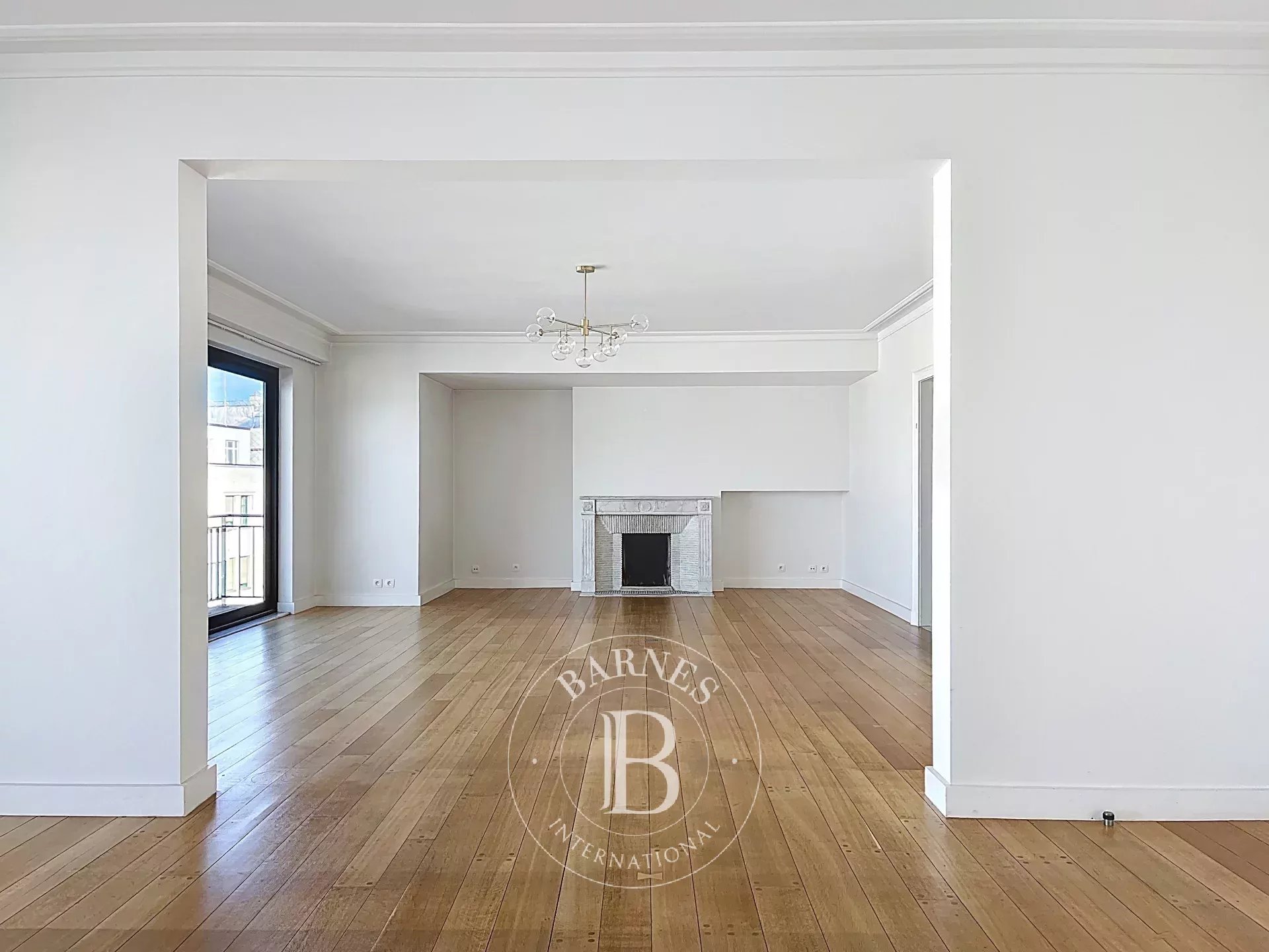 Bois de la Cambre - 4bedroom apartment + terrace + parking lot