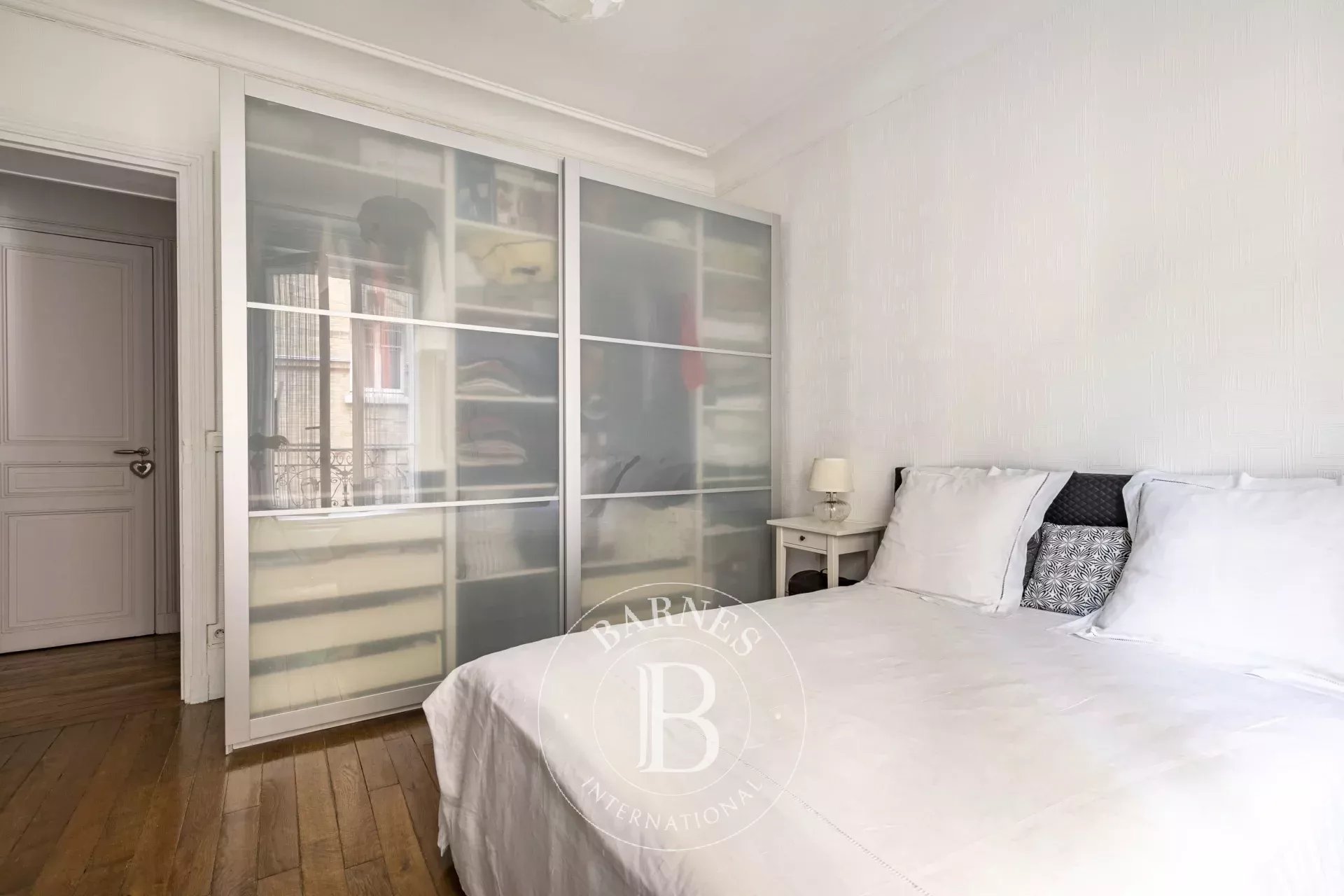 Paris  - Apartment 1 Bedroom - picture 6