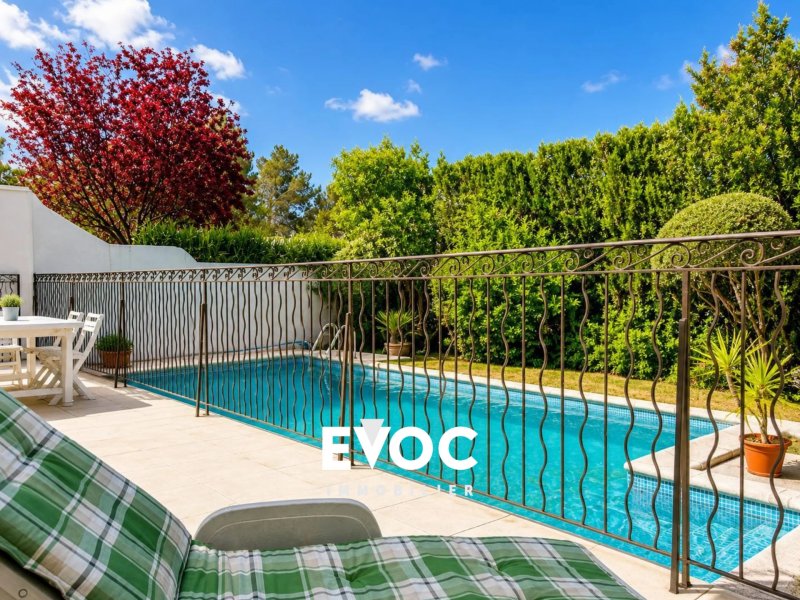 Photo 2 — Vente - Montpellier - Grande maison familiale avec piscine