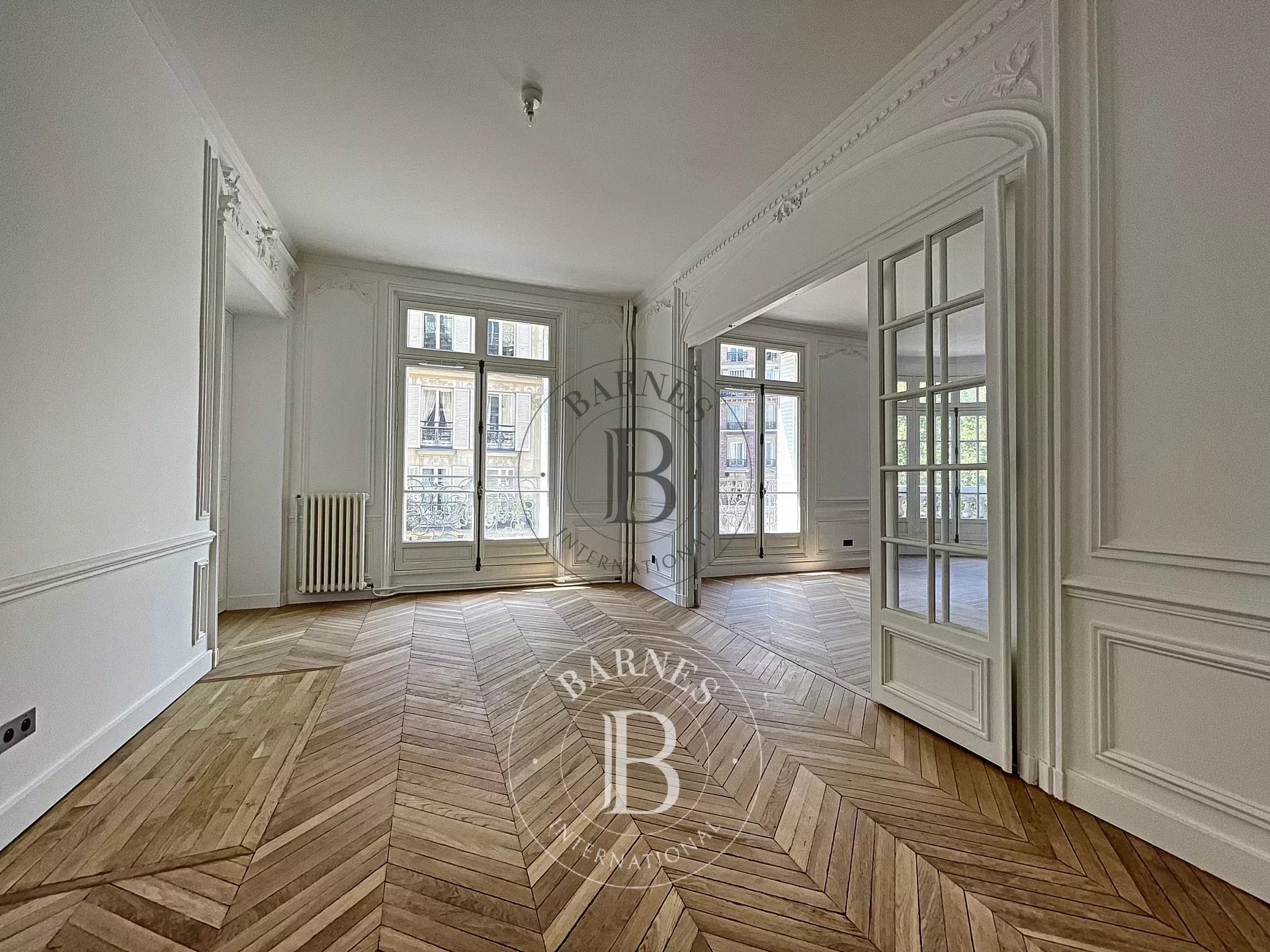 Daire Paris 8ème - picture 4