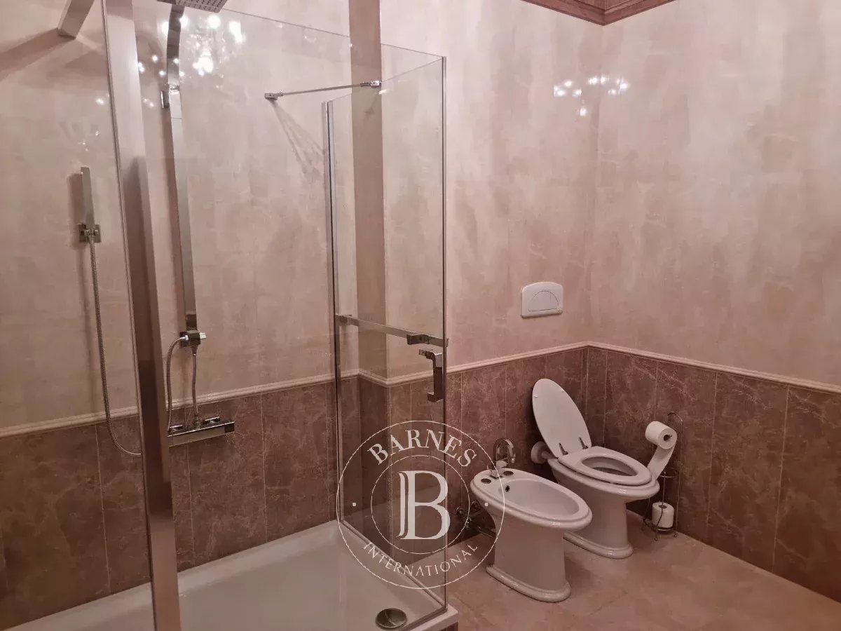 Apart otel Ospedaletti - picture 12