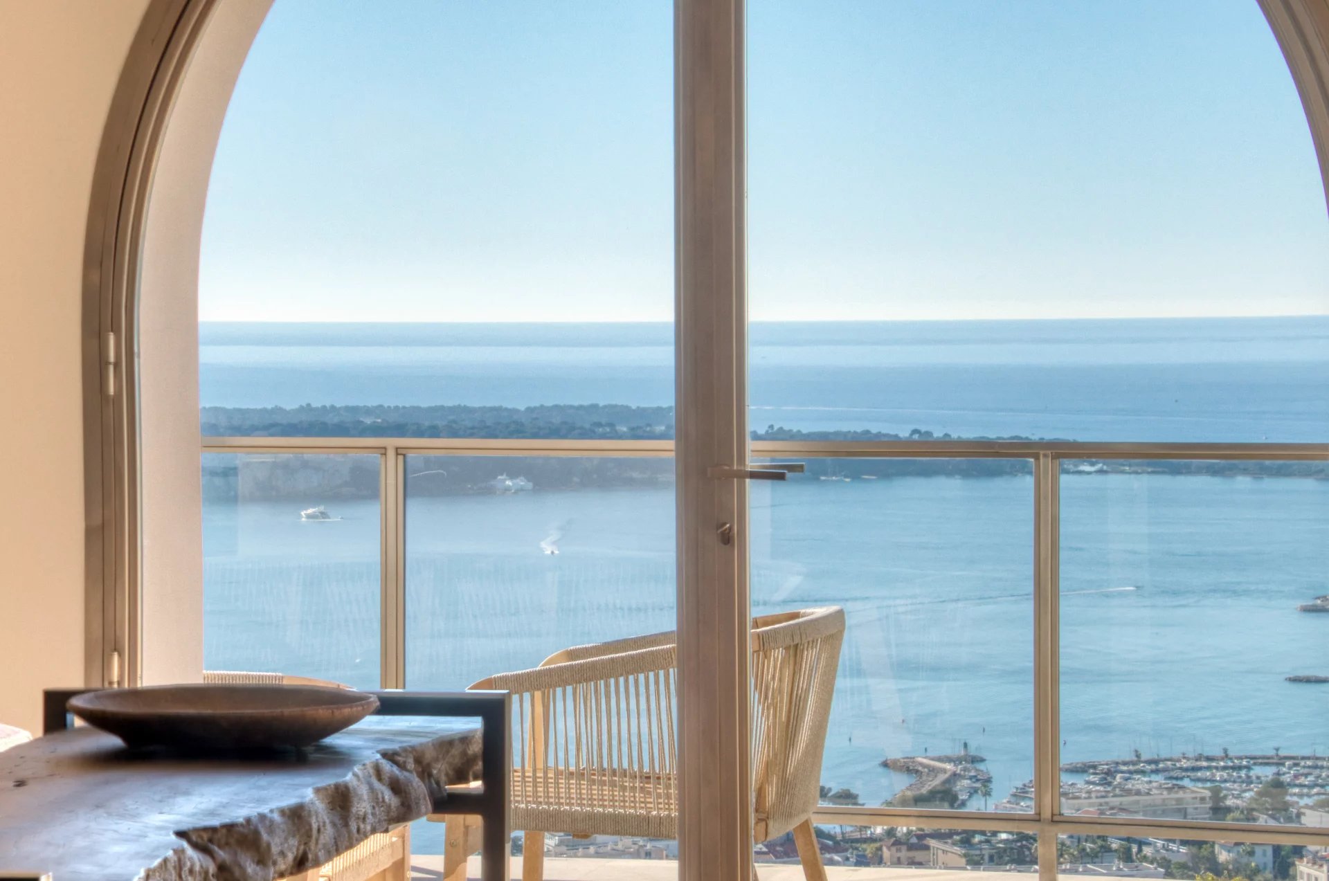 SUPER CANNES  -VUE MER PANORAMIQUE  – 320M2
