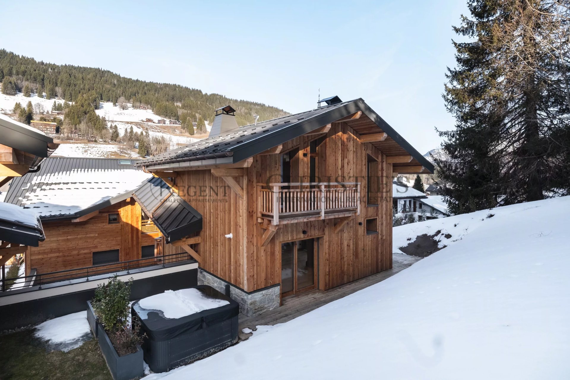 5 Bedroom Villa/Townhouse's Image 7
