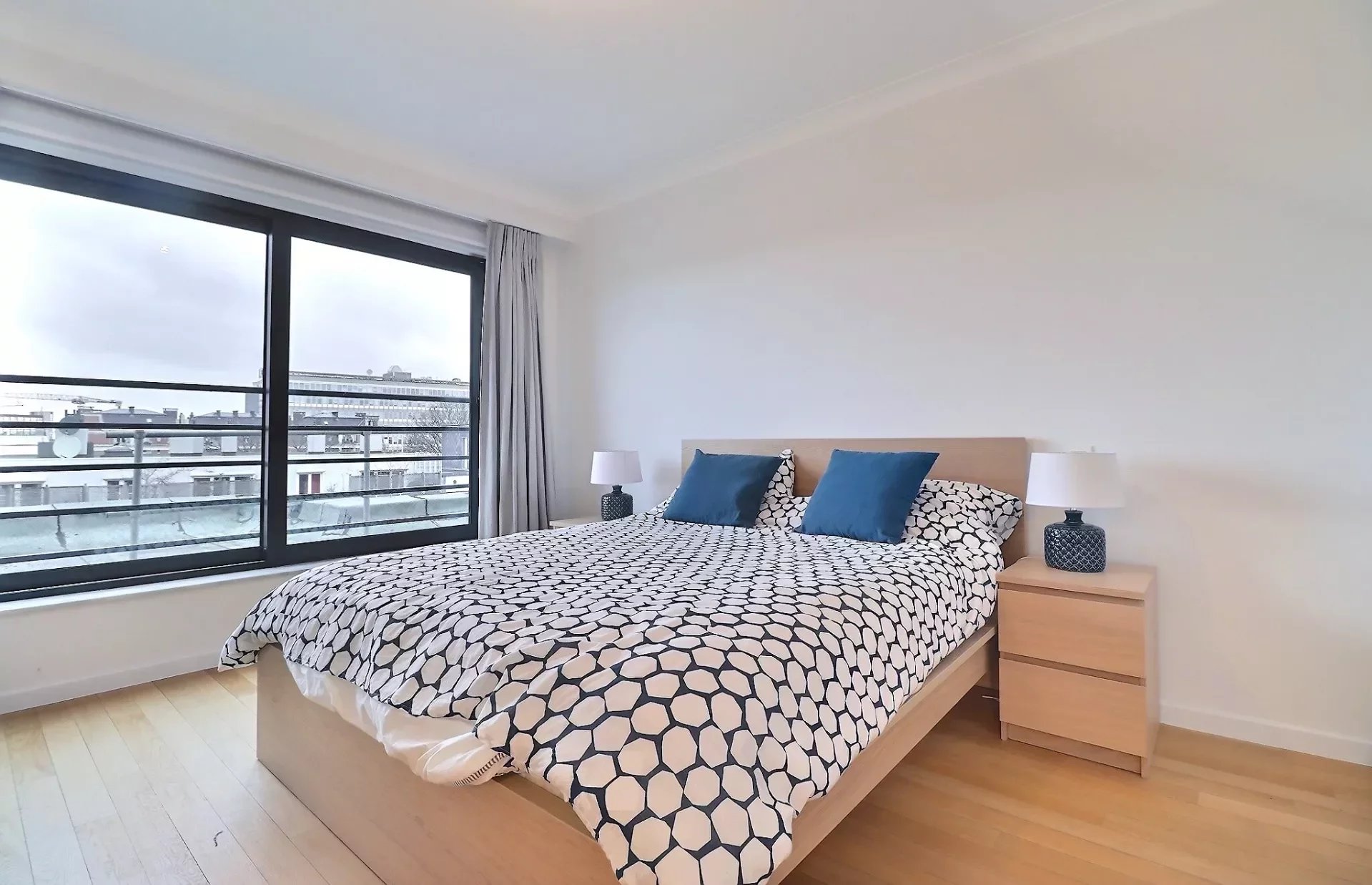 Solbosch - Penthouse 2bed + 2 terrassen