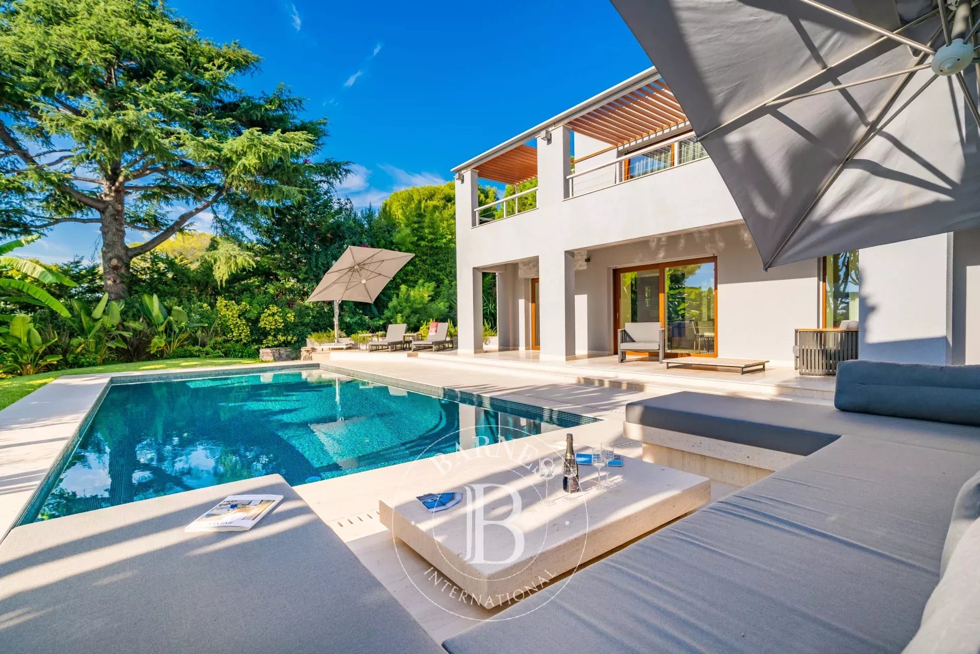 SAINT-JEAN-CAP-FERRAT - VILLA RENOVÉE A NEUF - PROCHE DU GRAND HÔTEL - picture 40