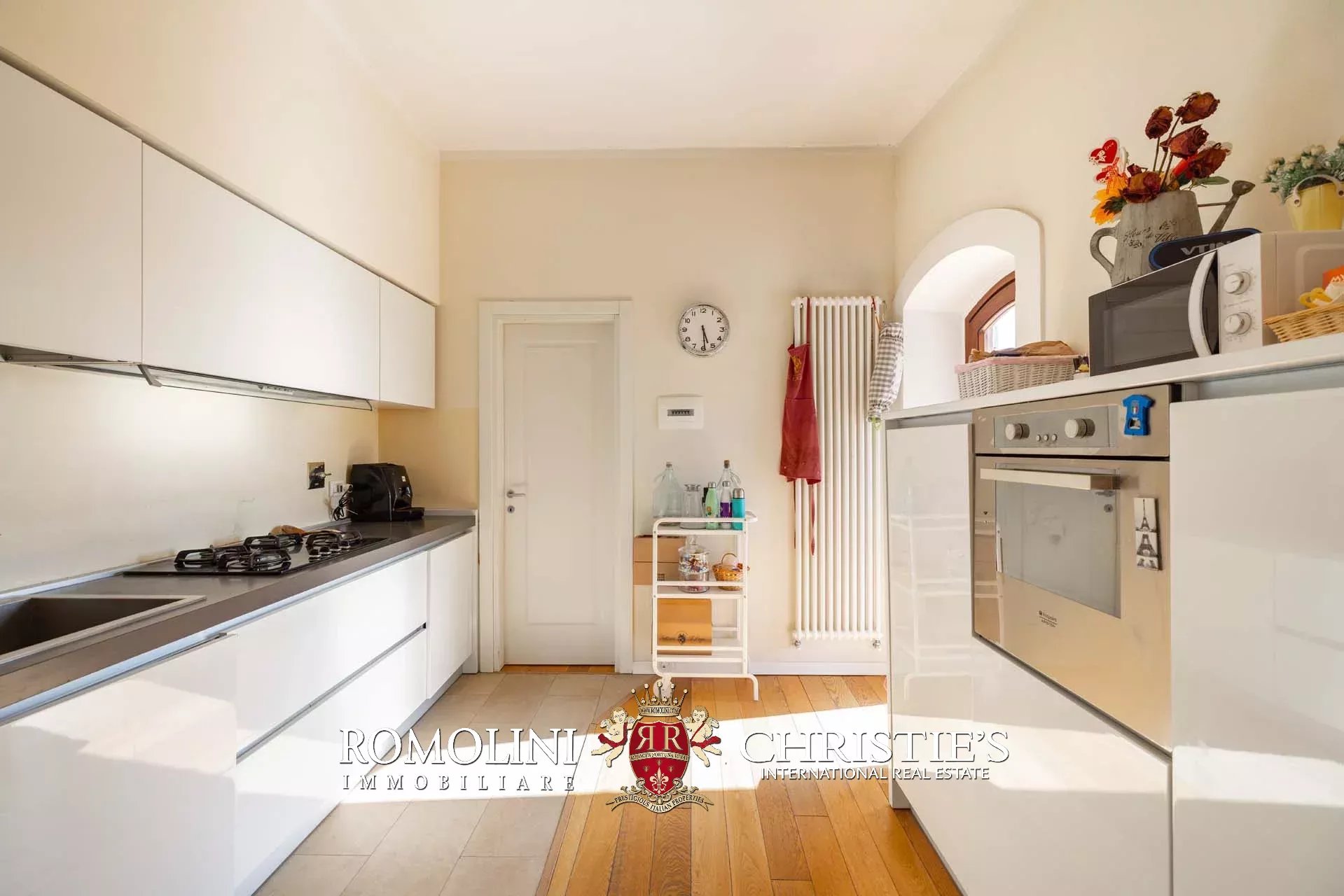 14 Bedroom Villa/Townhouse's Image 23