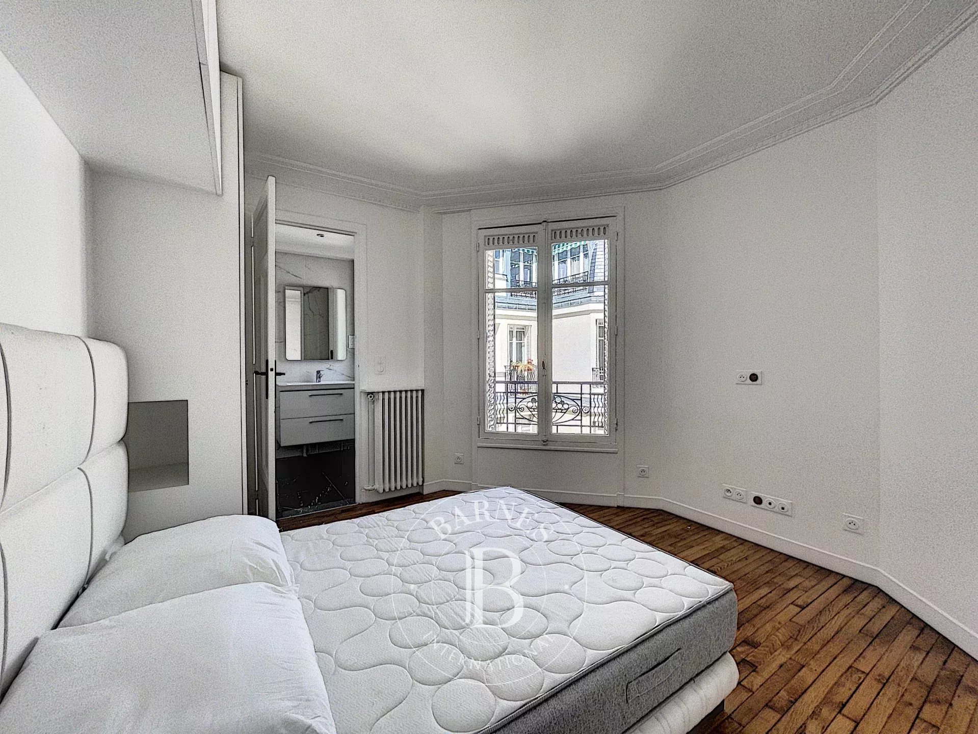 Daire Paris 16ème - picture 9