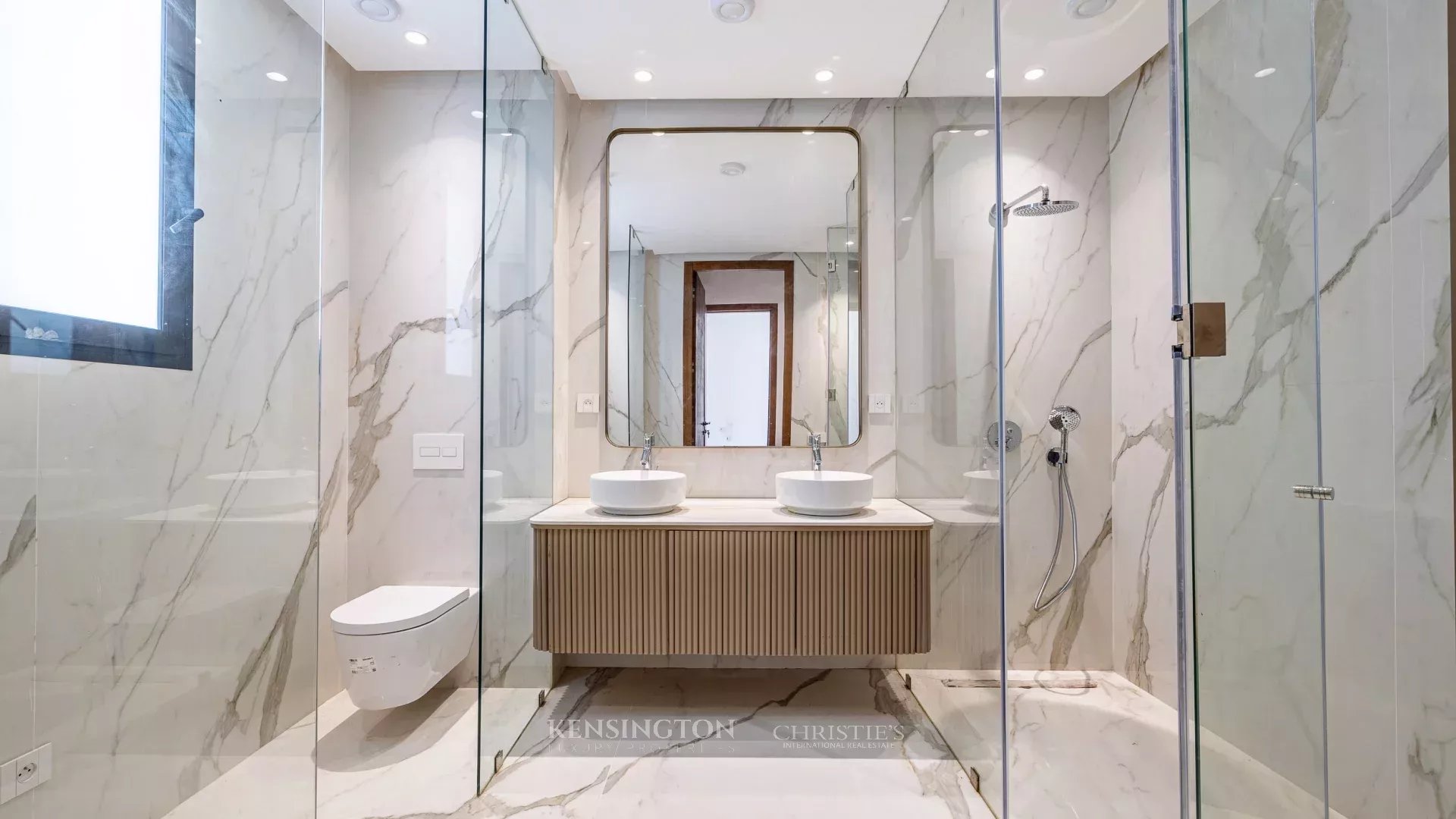 4 Bedroom Villa/Townhouse's Image 27