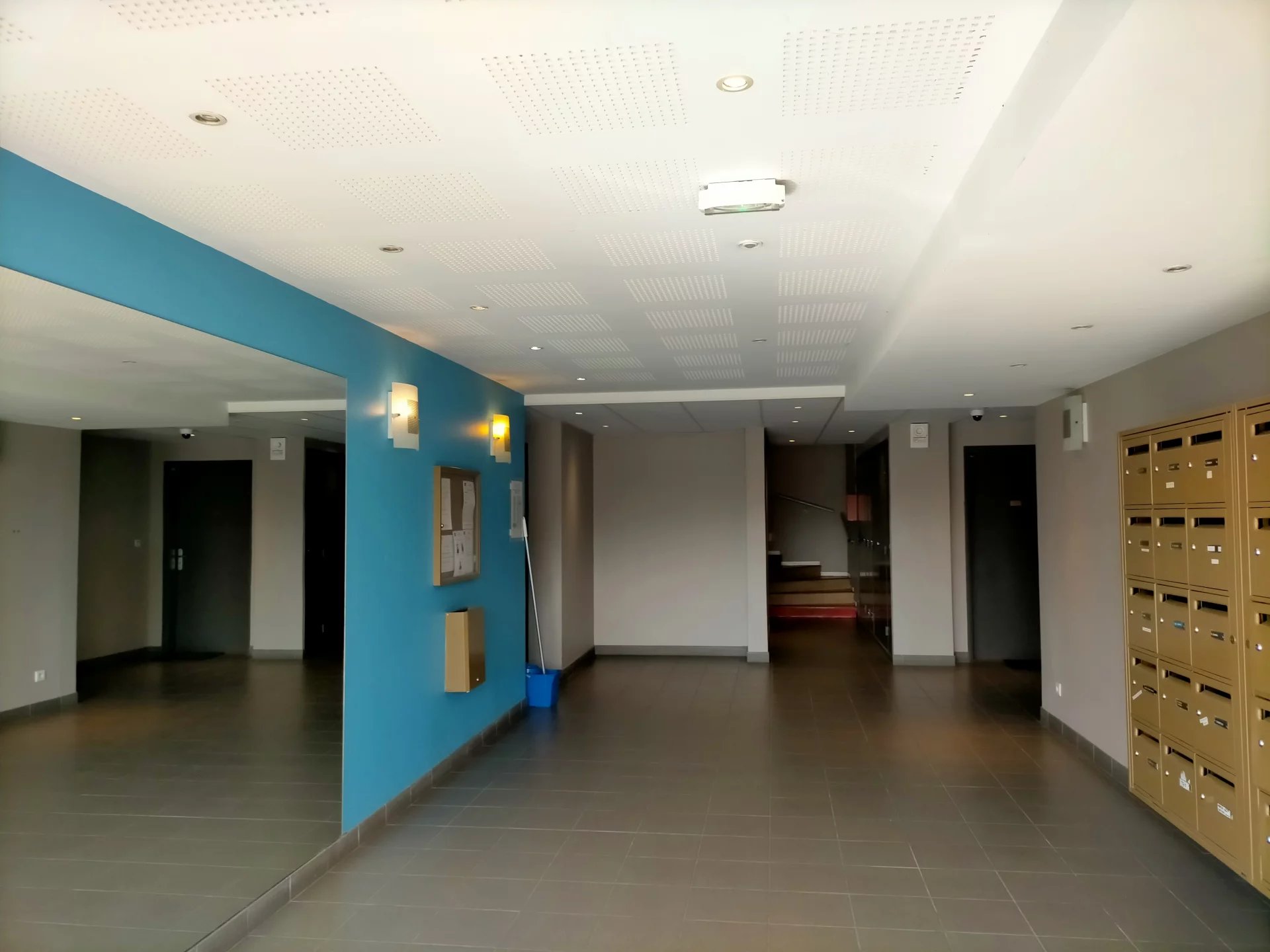 481949 Location Saint-Genis-Laval