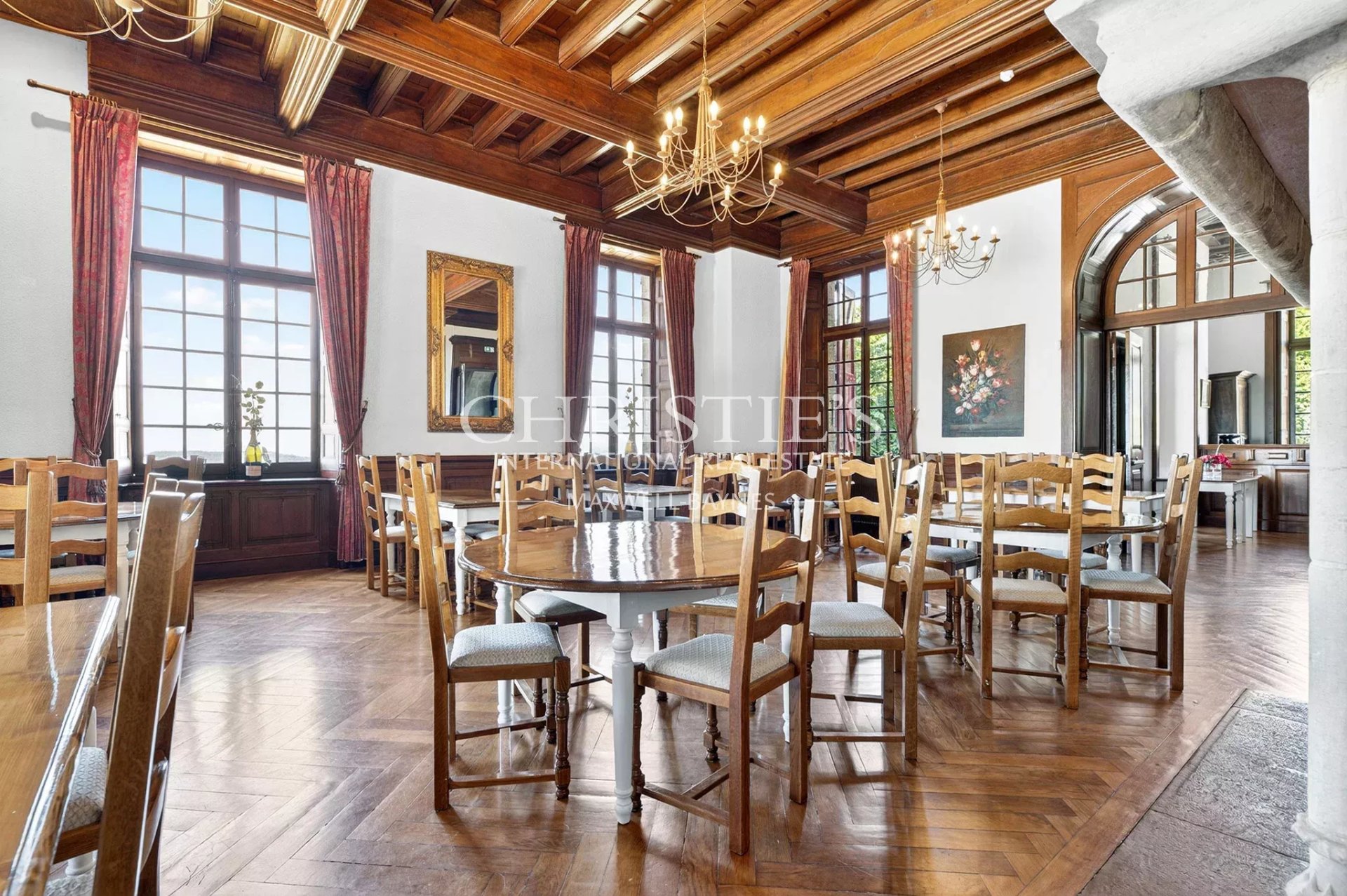 38 Bedroom Chateau's Image 33