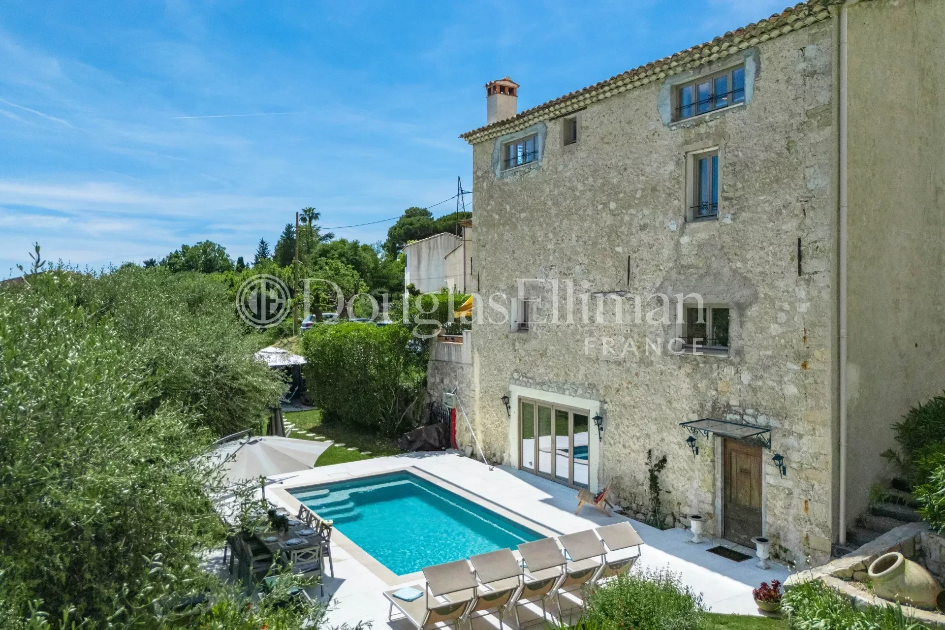 GRASSE – Charming Stone Village House | Circa 1885 | Fully Renovated - Picture n°3