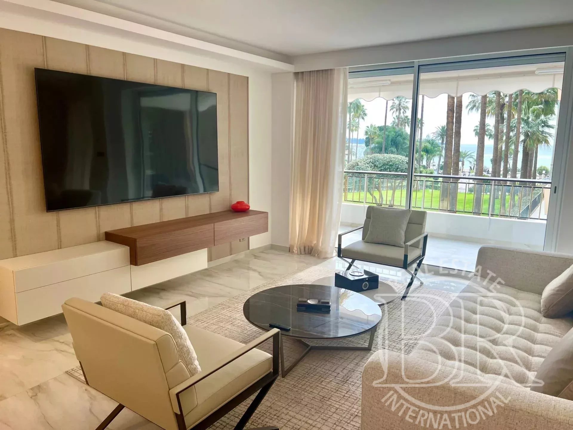 Agence immobilière de Beau Rivage