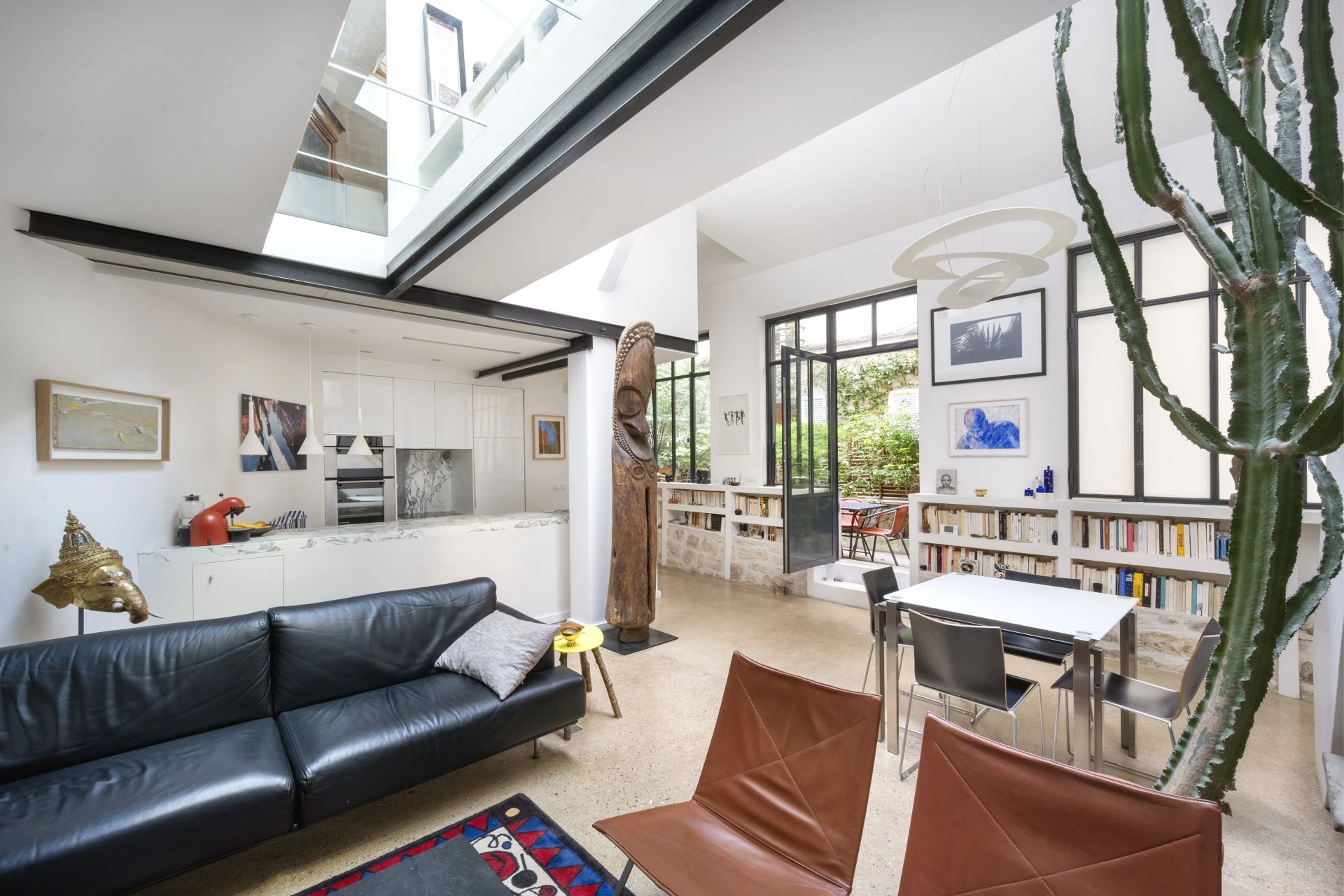 2 Bedroom Apartment/Flat's Image 3