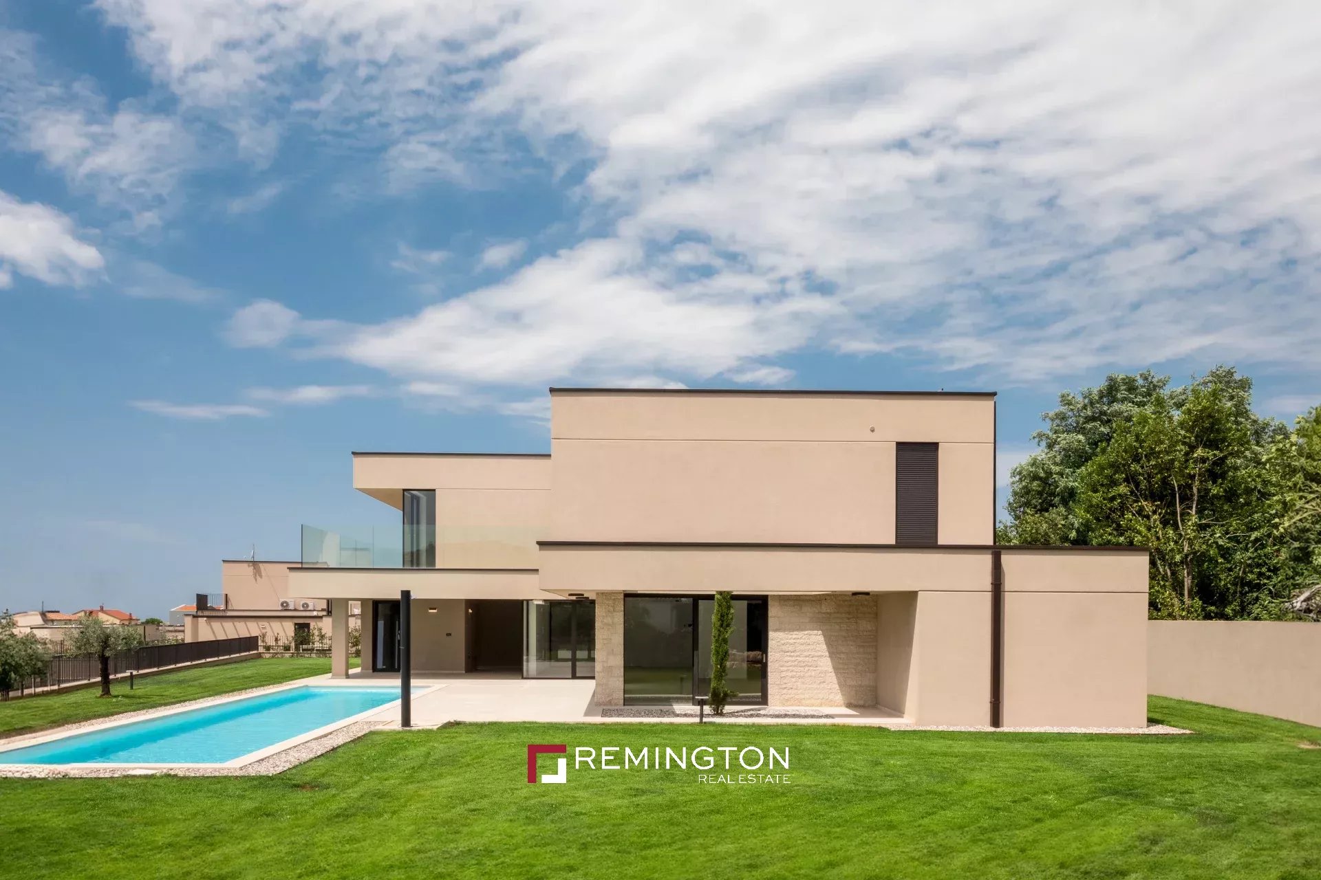 4 Bedroom Villa/Townhouse's Image 5