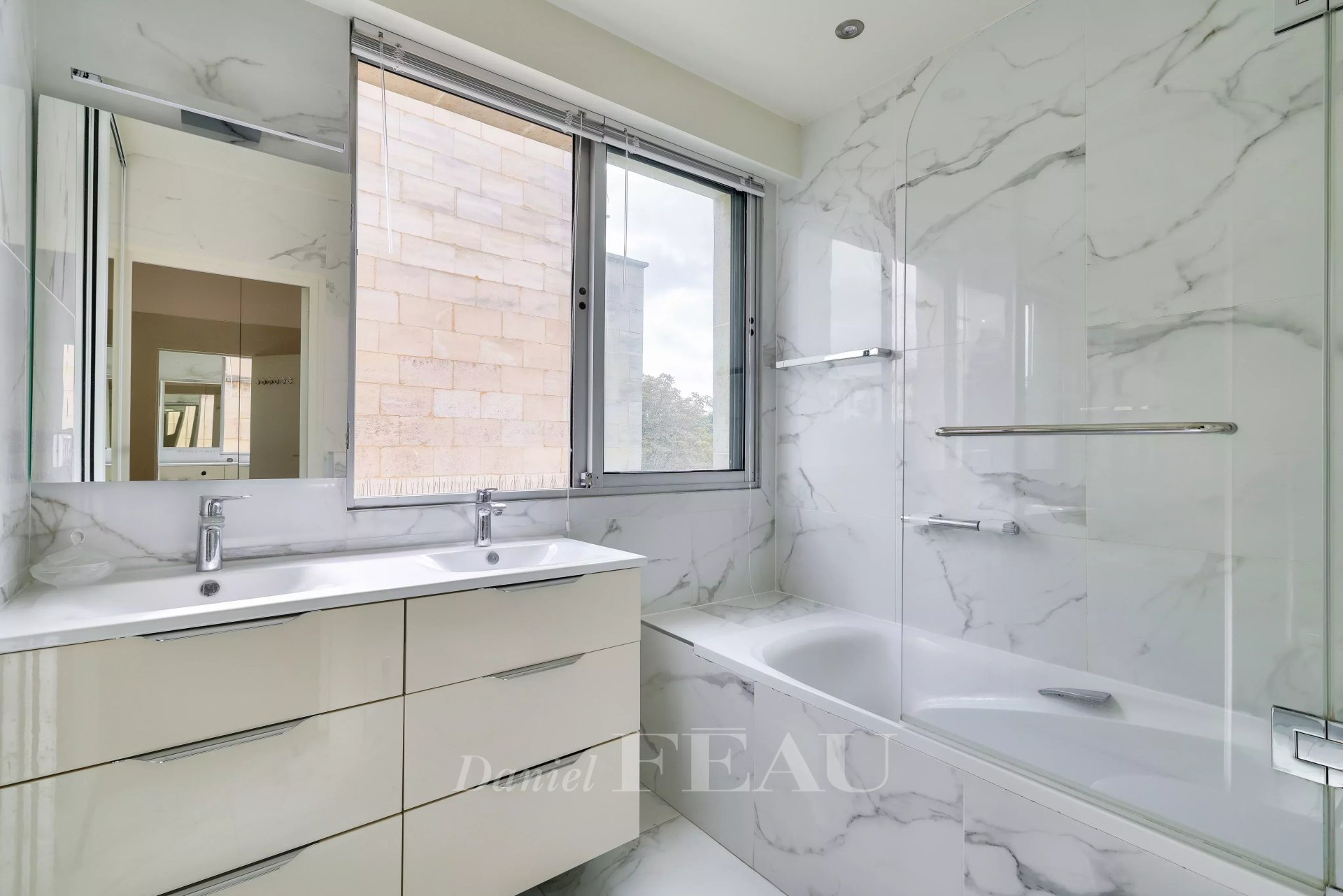 2 Bedroom Apartment/Flat's Image 8