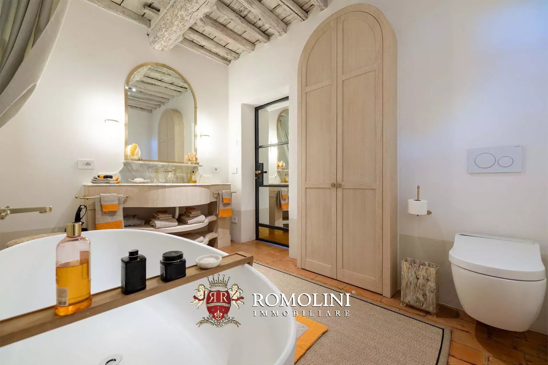 4 Bedroom Villa/Townhouse's Image 38