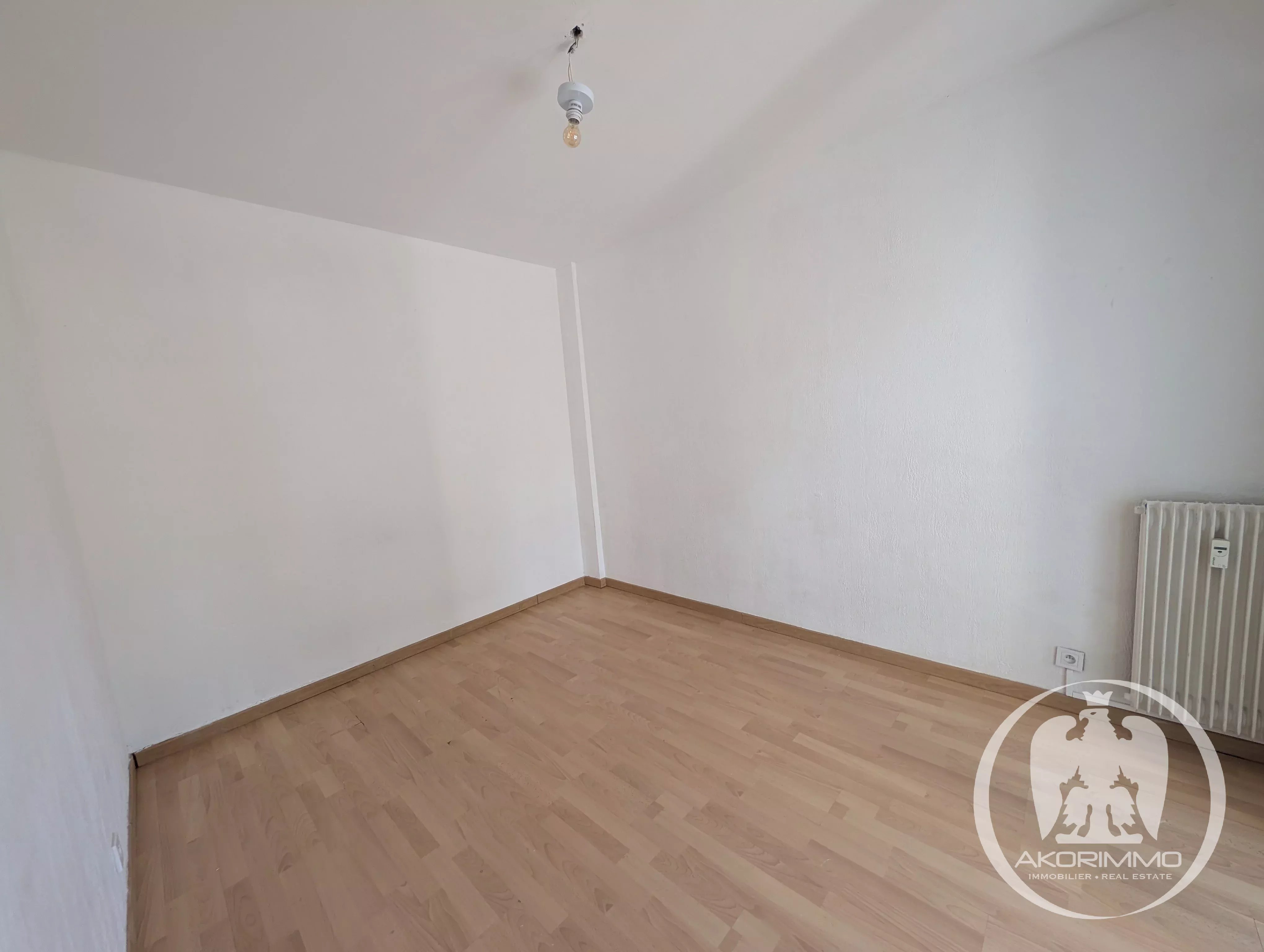 Apartment  - 2 rooms  - 30.1 m² -  €165,000 - For sale