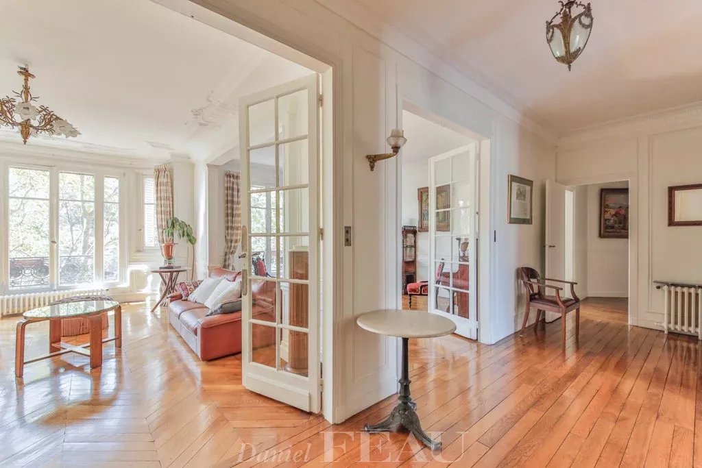 Entrance Wooden floor