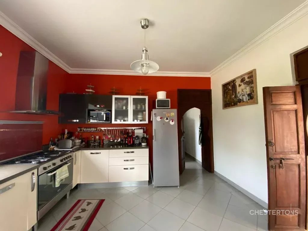  Image of Villa - 7 Bedrooms for Sale in Marrakech-Ménara-Marrakech-Morocco, Image 9