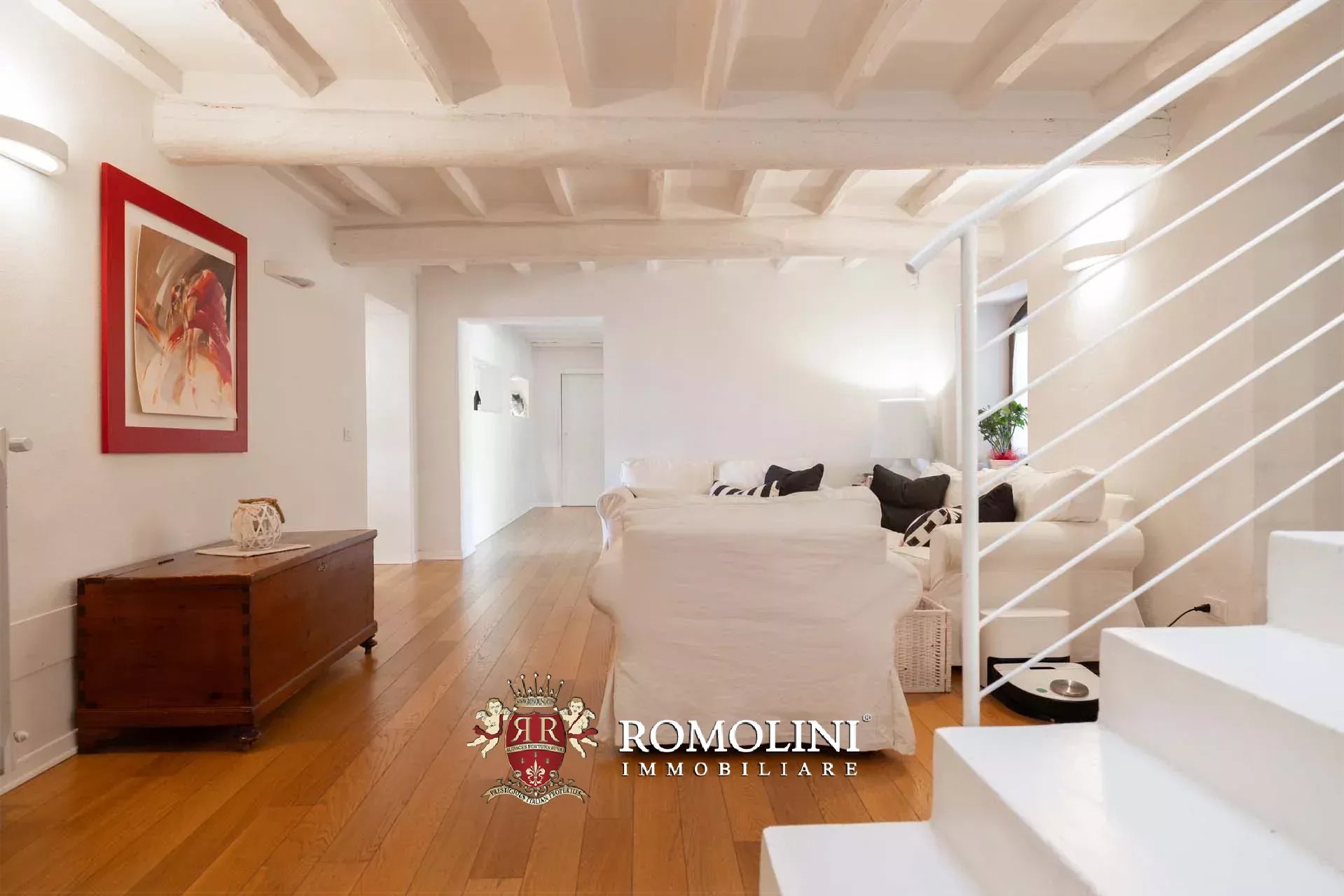 14 Bedroom Vineyard's Image 22