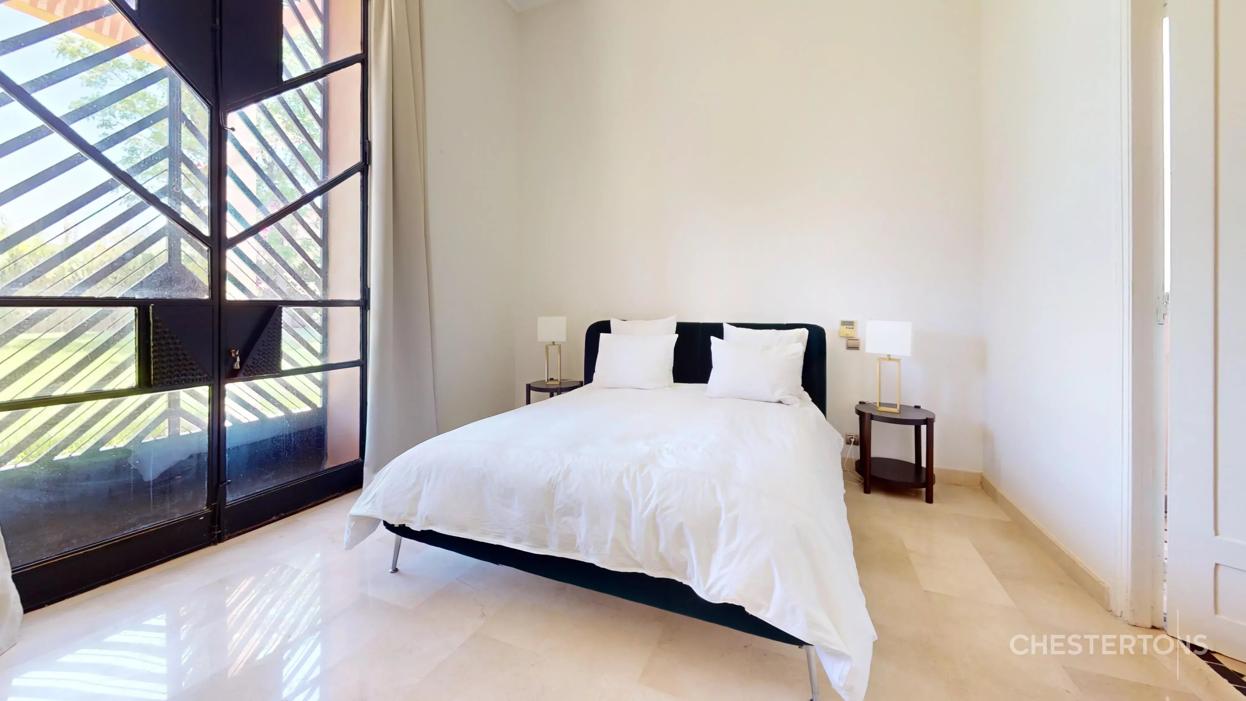  Image of Villa - 7 Bedrooms for Sale in Marrakech-Ménara-Marrakech-Morocco, Image 18