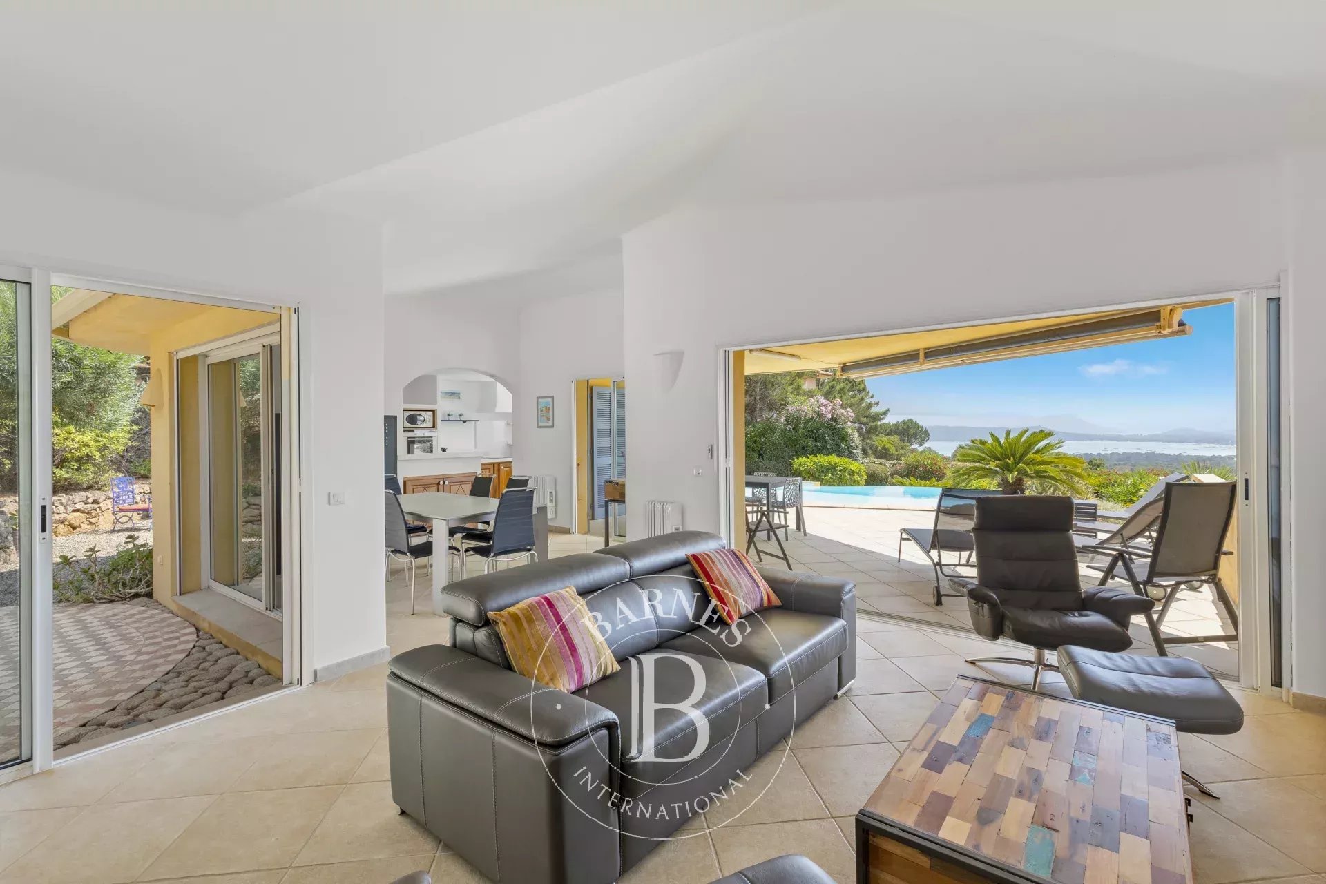 Villa Sainte-Lucie-de-Porto-Vecchio  -  ref 85854677 (picture 3)