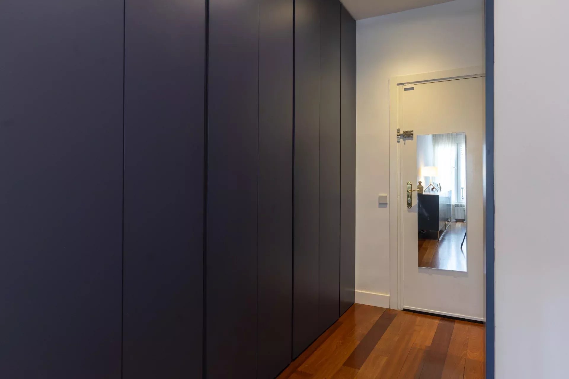 Exclusive Penthouse with Private Terrace in the Heart of Salamanca - picture 20
