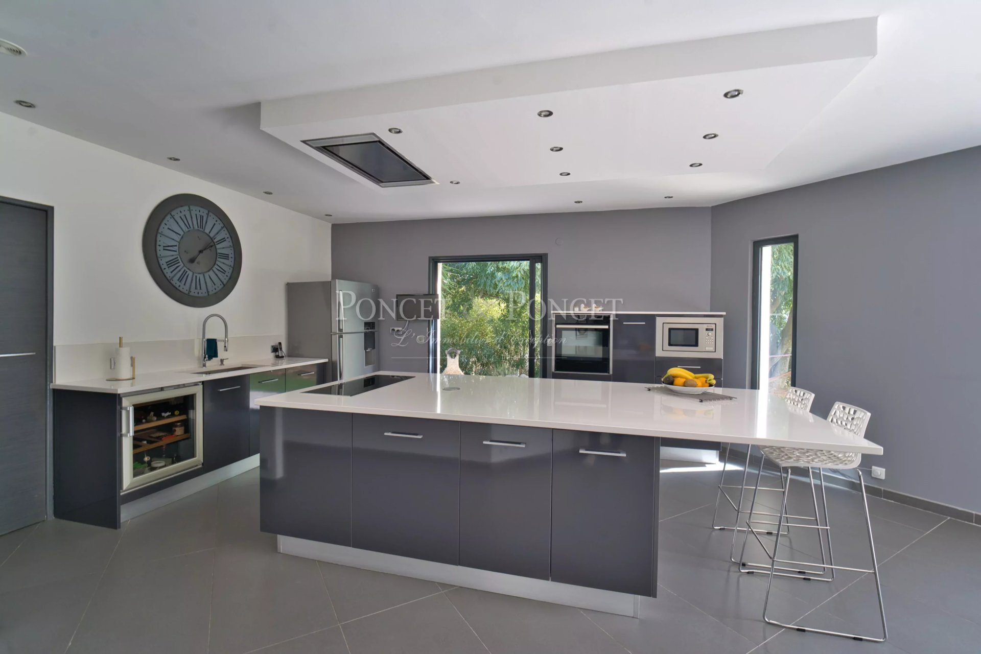 5 Bedroom Villa/Townhouse's Image 6